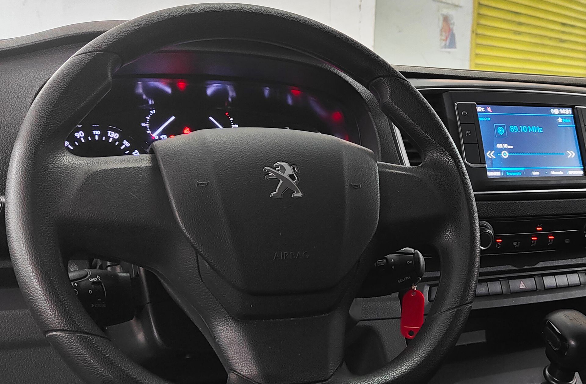 Peugeot Expert Furgon BlueHDi 120 Premium - foto 22