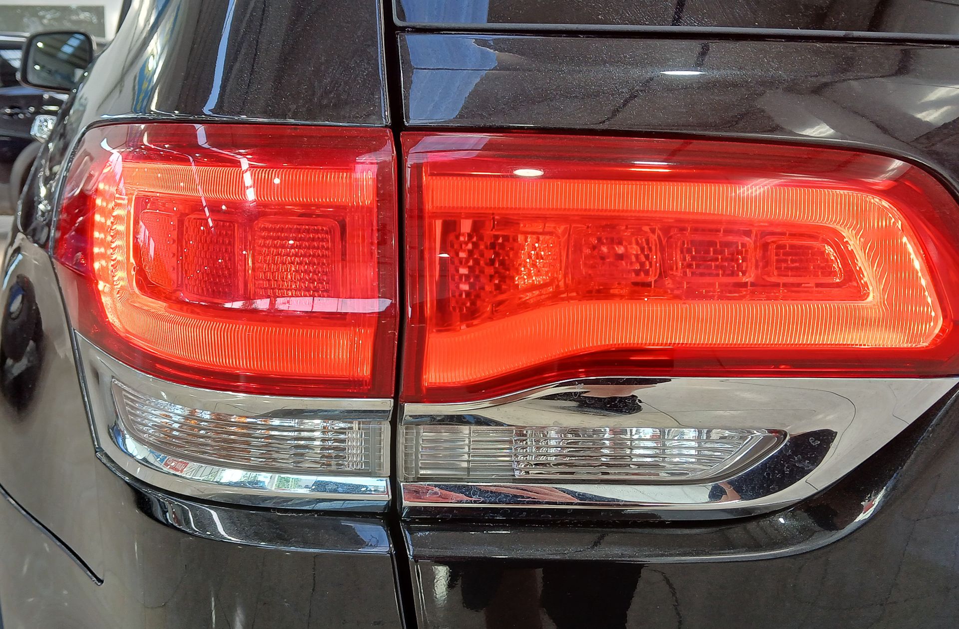 Jeep Grand Cherokee 3.0 CRD V6 Limited 4x4 - foto 18