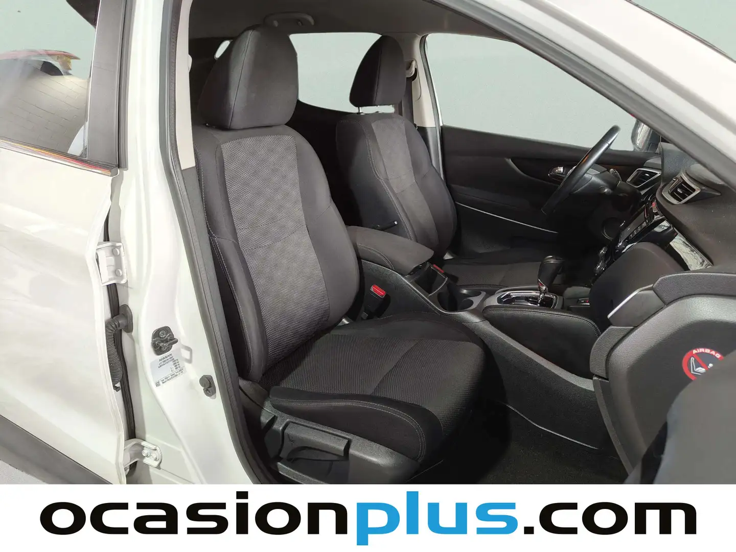 Foto Nissan QASHQAI Nissan Qashqai 1.2 DIG-T N-Connecta 4x2 XTronic (115 CV)