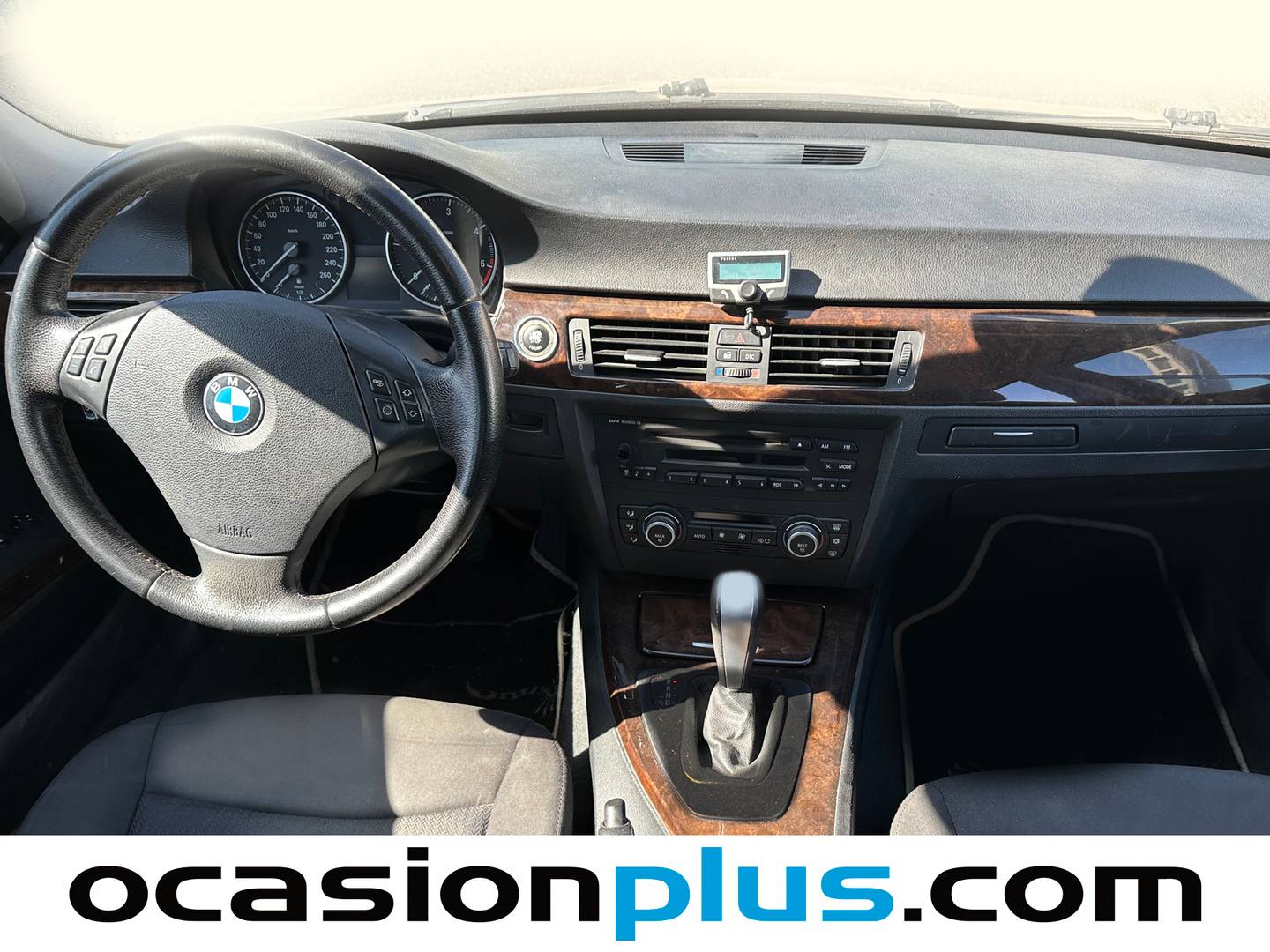 Foto BMW Serie 3 BMW Serie 3 318d Touring  (143 CV)