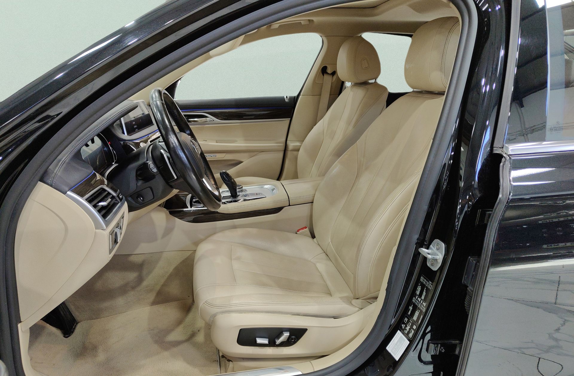 BMW Serie 7 750Li xDrive - foto 11