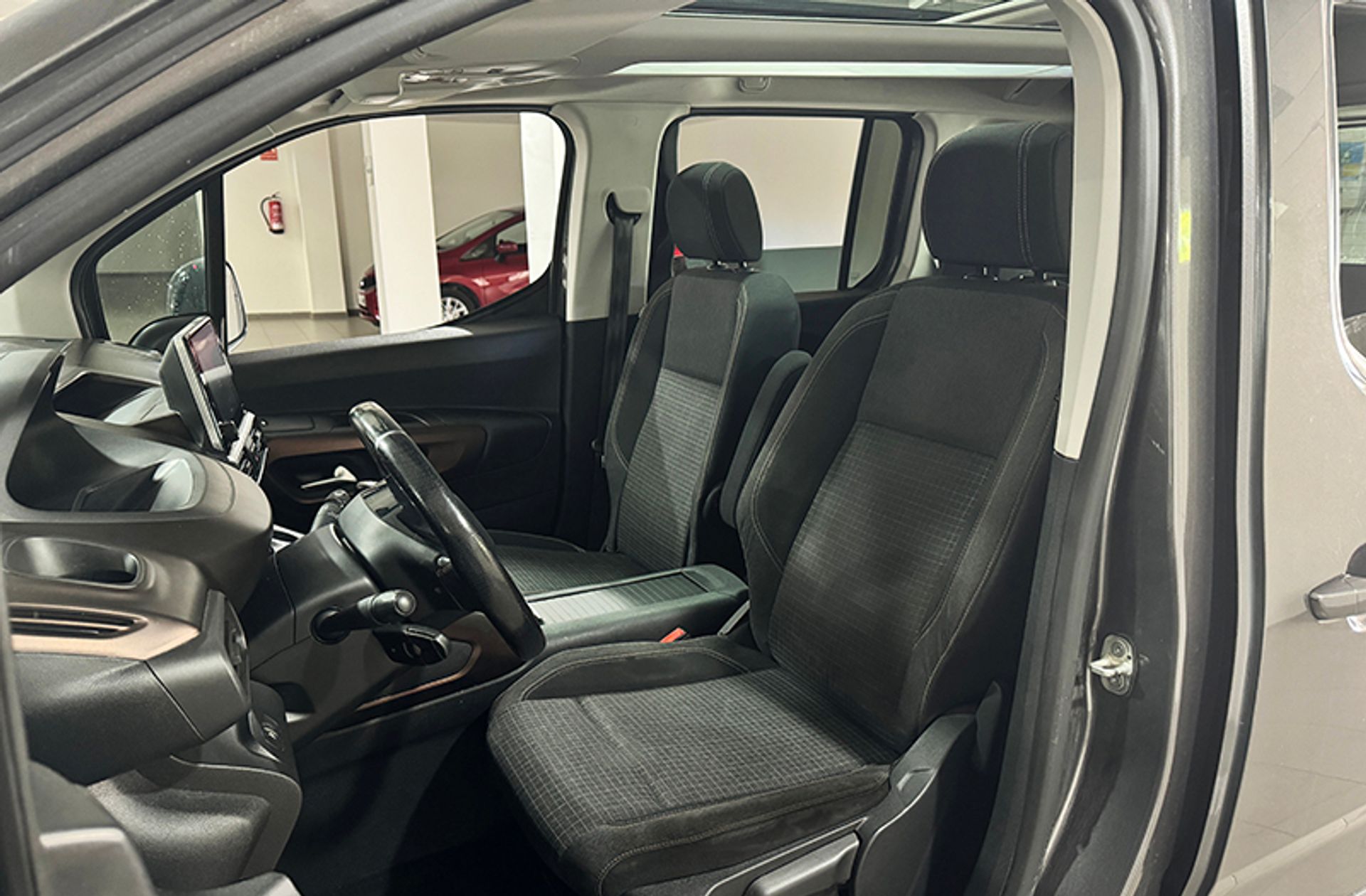 Peugeot Rifter GT Line Long BlueHDi - foto 14