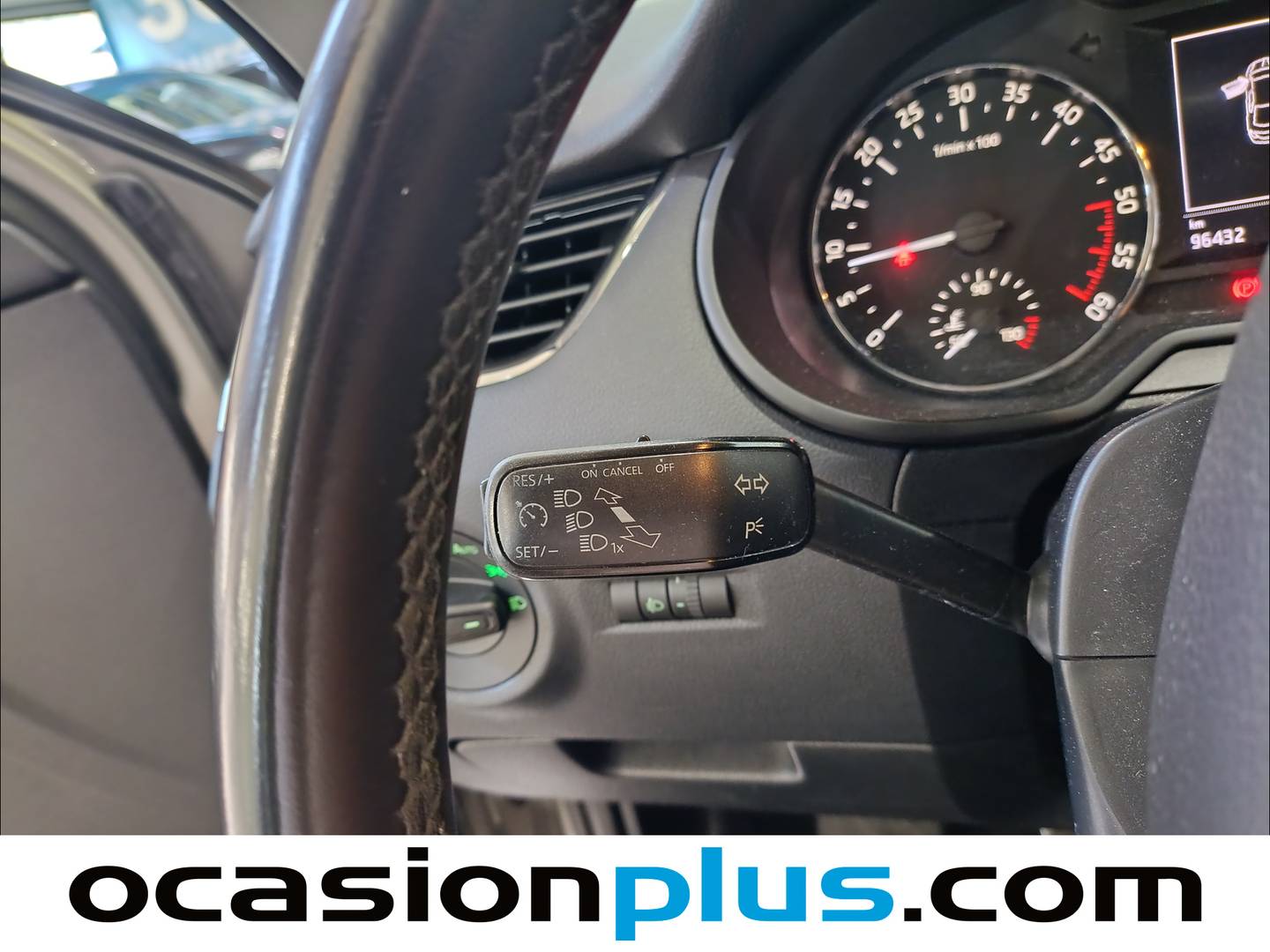 Extras y acabados del Skoda Octavia Skoda Octavia 1.6 TDI CR Ambition (105 CV)
