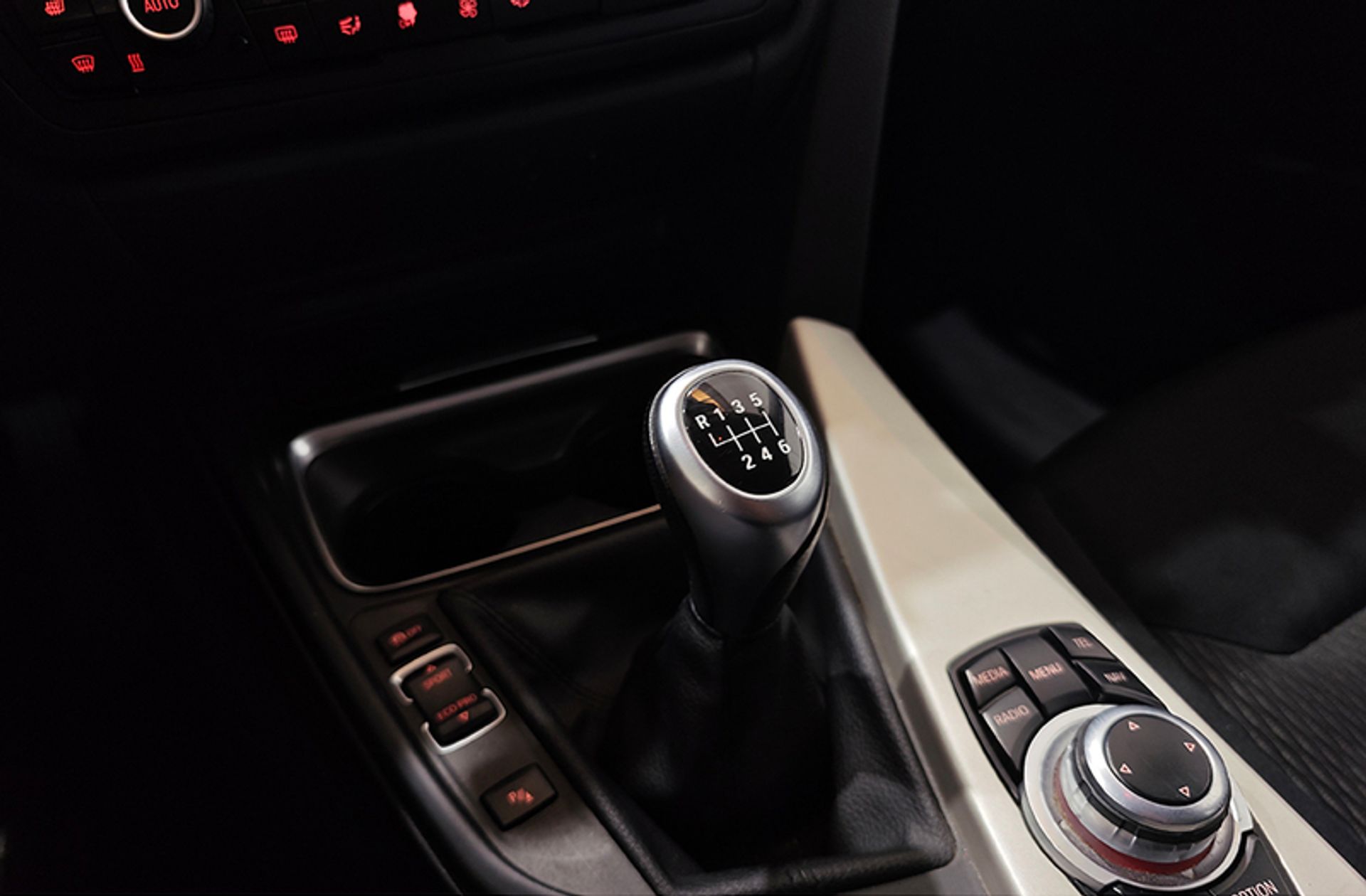BMW Serie 3 318d - foto 5