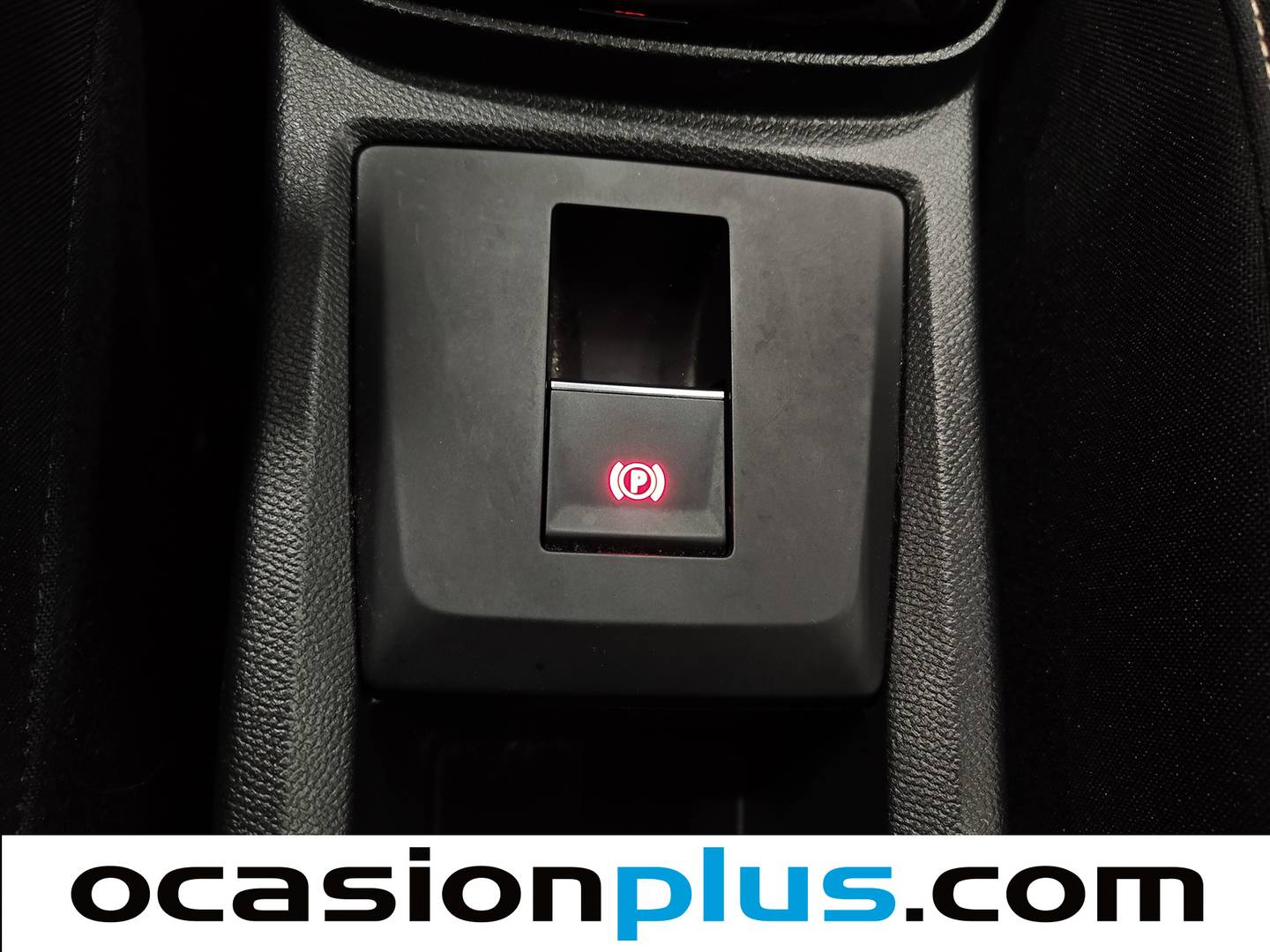 Accesorios del Citroën C3 Aircross Citroën C3 Aircross Hybrid 145 Plus e-DCS6 (145 CV)