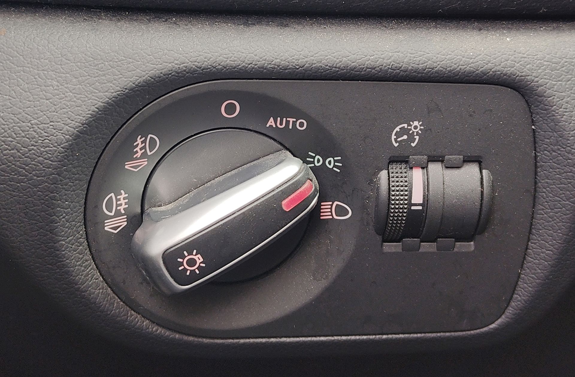 Audi Q3 Advanced edition 2.0 TDI - foto 20