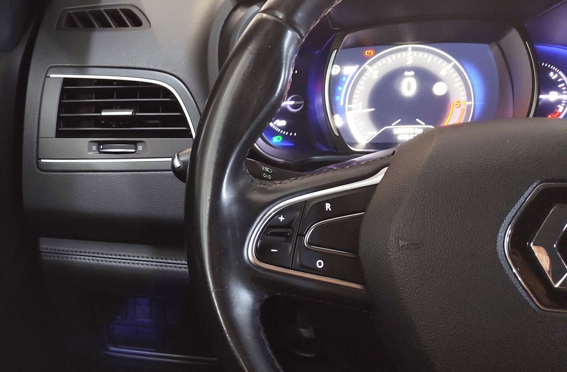 Renault Koleos Zen dCi X-Tronic - foto 25