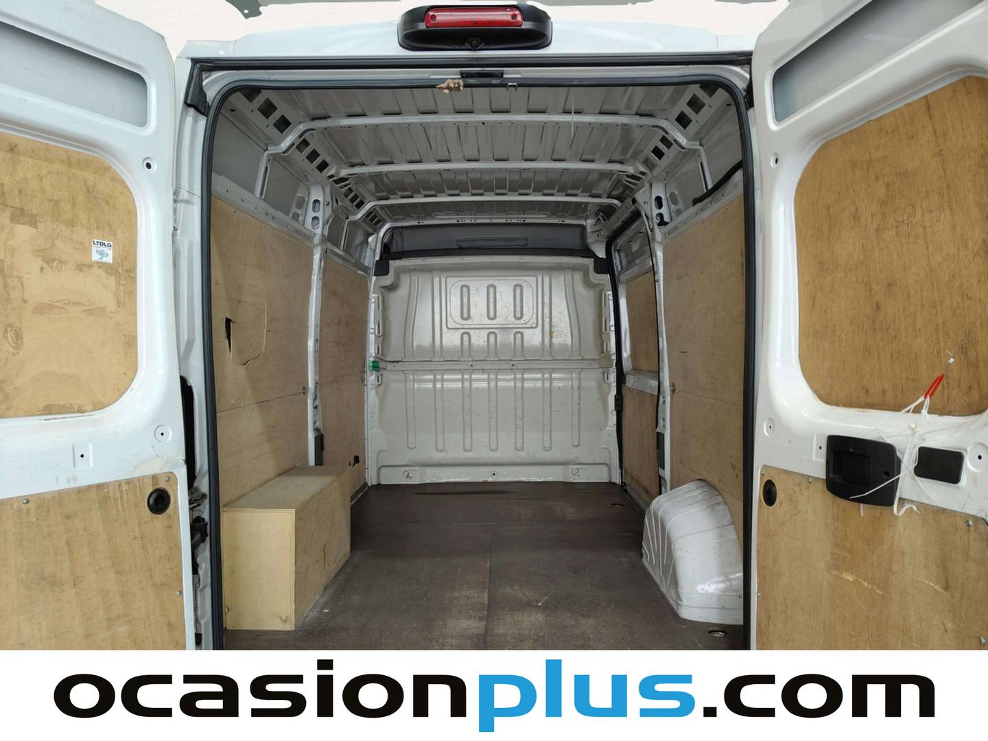 Foto asientos traseros Peugeot Boxer Peugeot Boxer Furgon BlueHDi 140 S&S Pack 335 L2H2 (140 CV)