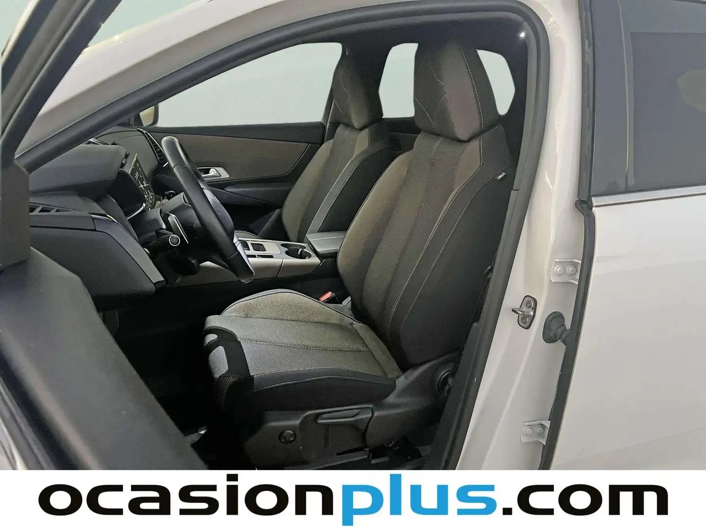 Foto DS DS 7 Crossback DS DS7 Crossback PureTech 130 Bastille+ AT (131 CV)