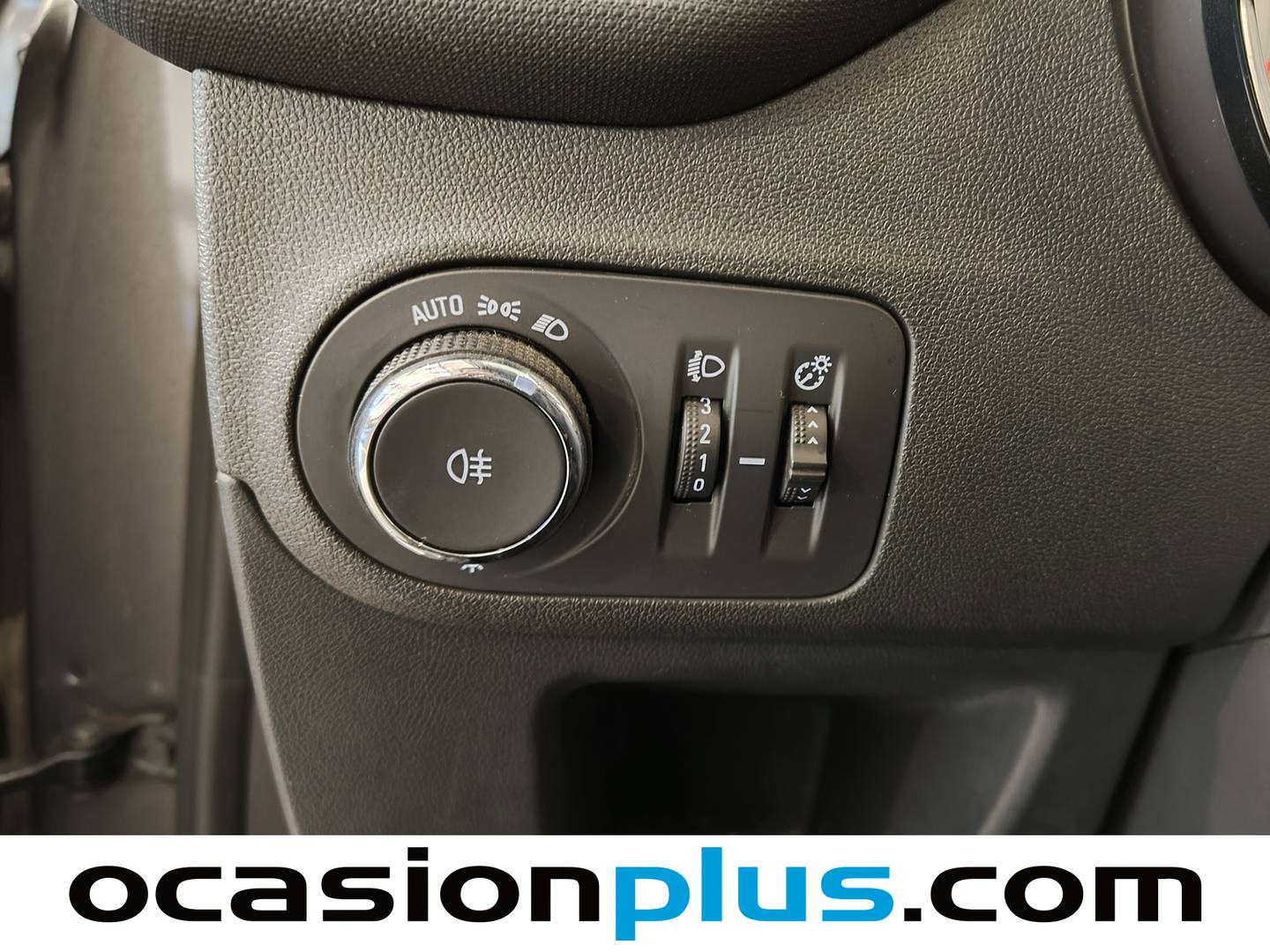 Opel Crossland X Opel Crossland X 1.2 Edition (81 CV) manual