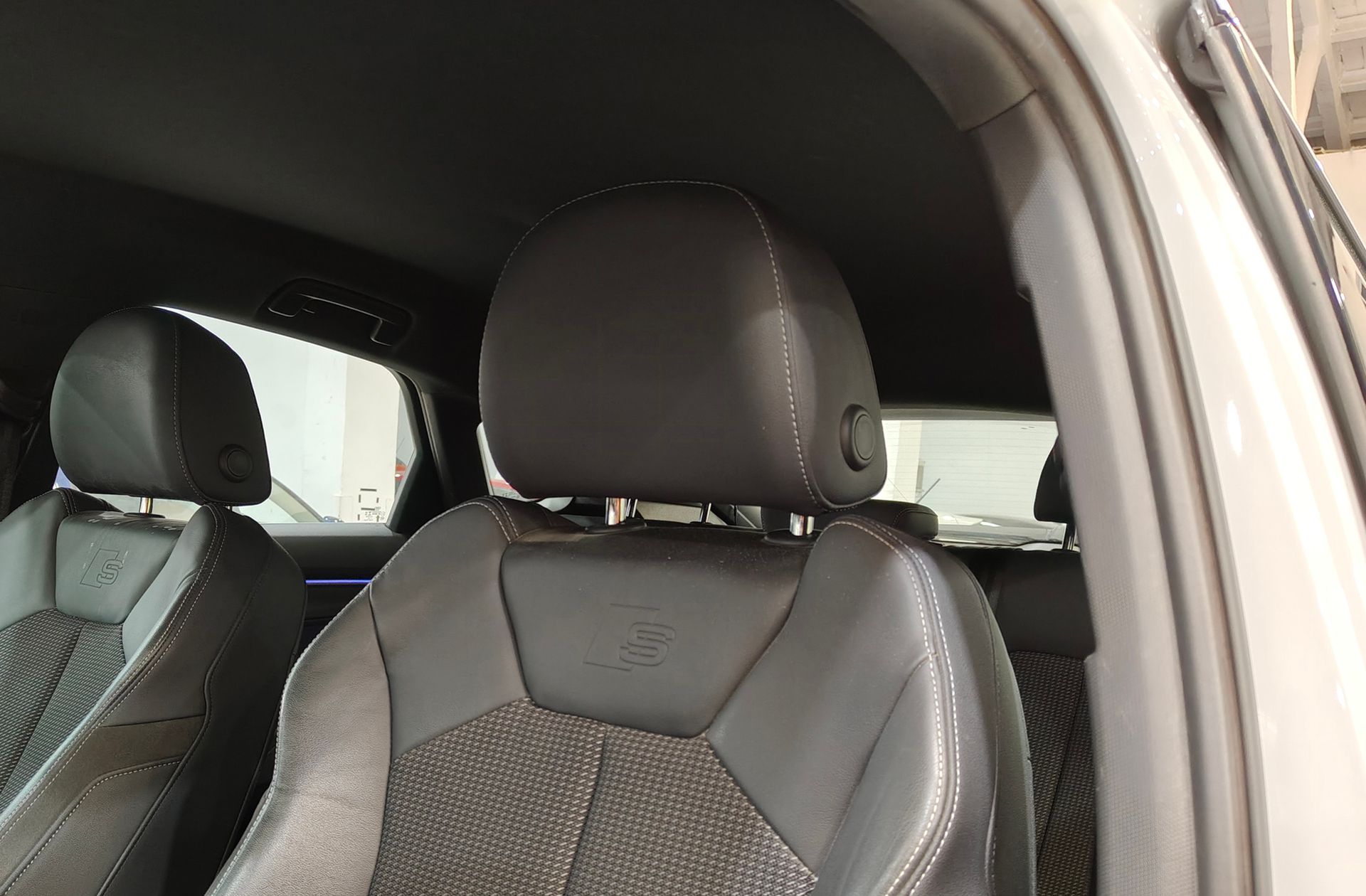 Audi Q3 S line 35 TDI S tronic - foto 7