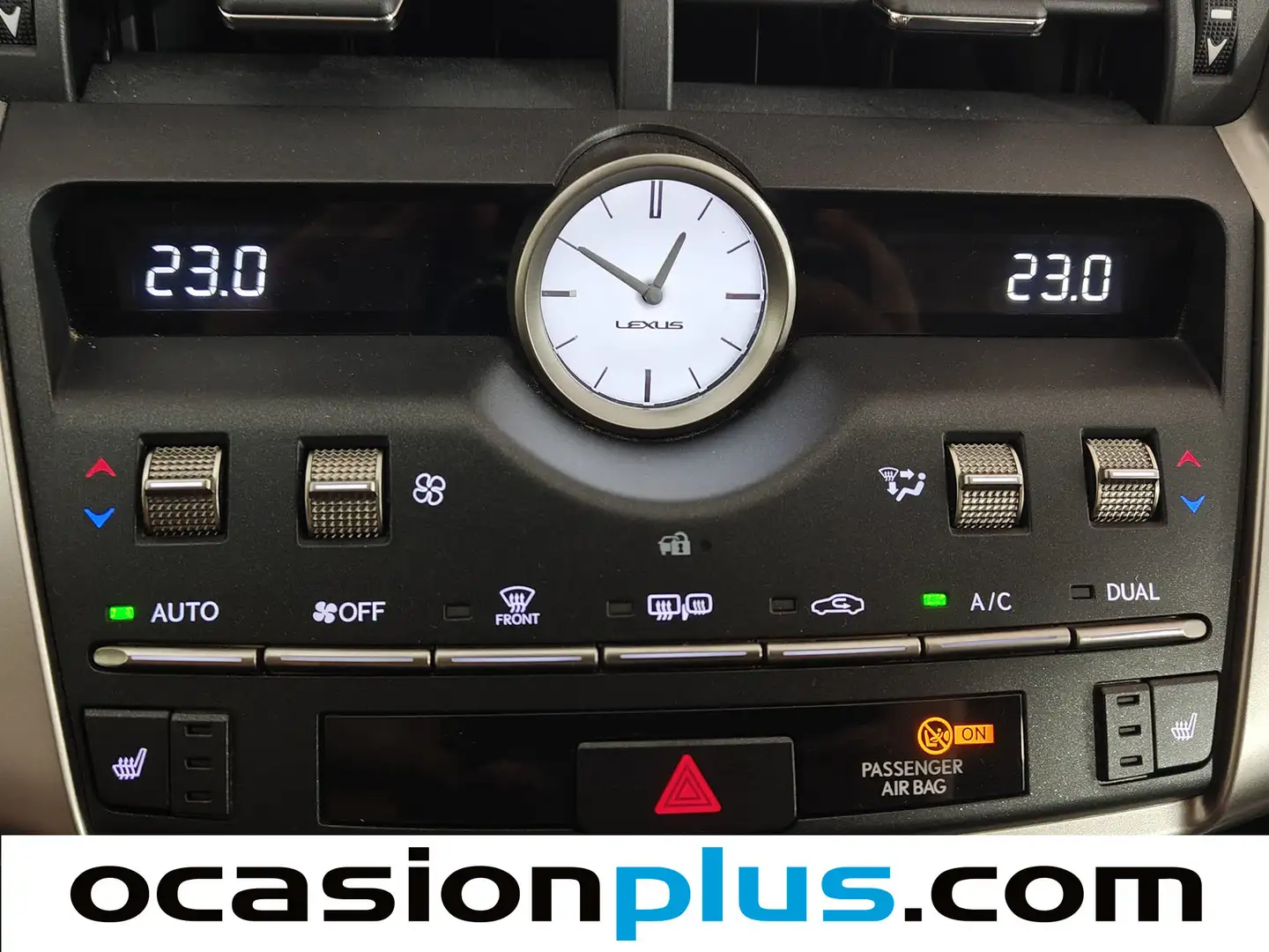 Foto Lexus NX Lexus NX 300h Premium 2WD (197 CV)