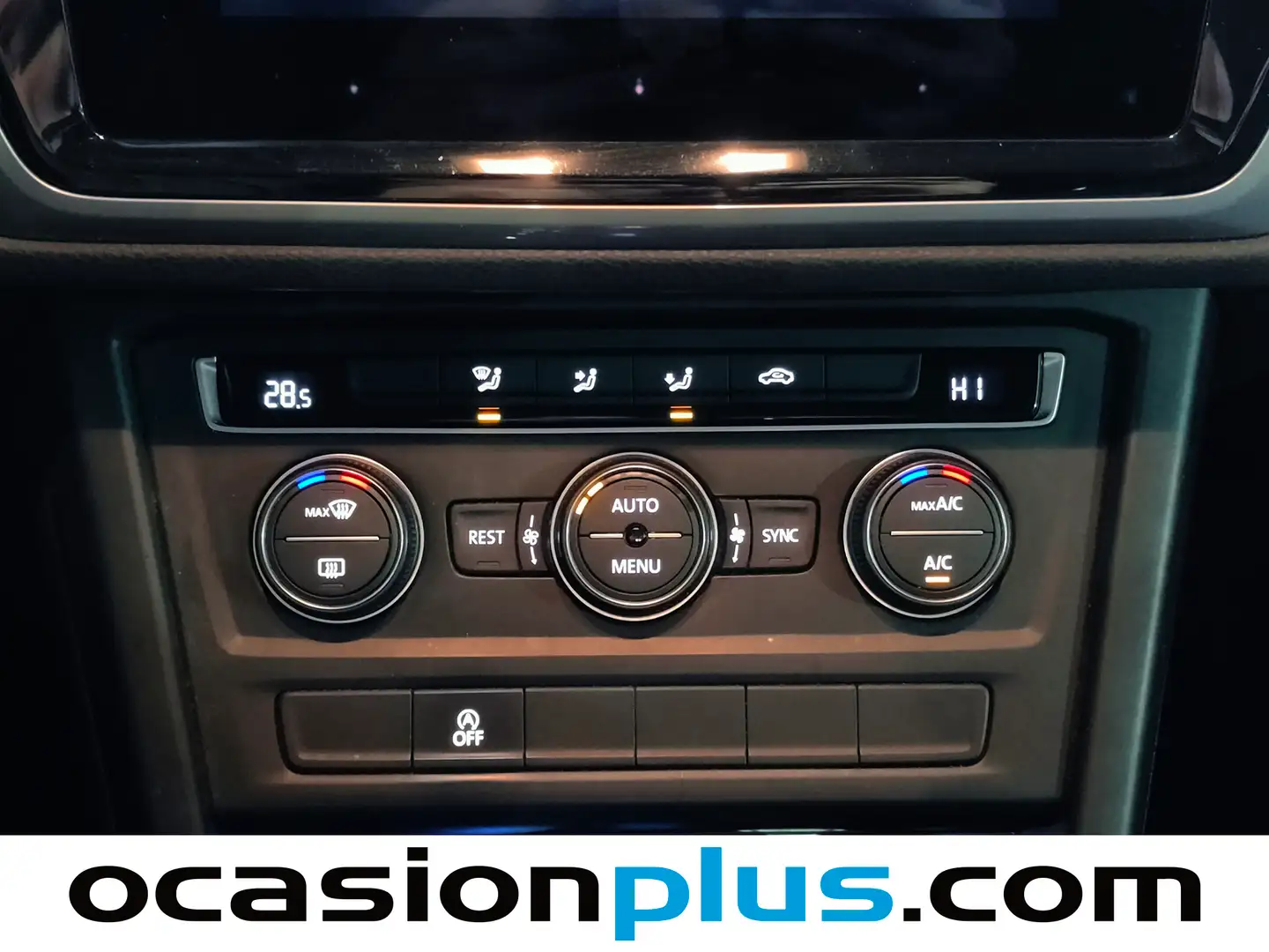 Foto Volkswagen Touran Volkswagen Touran Business 1.6 TDI (115 CV) DSG 7 Plazas