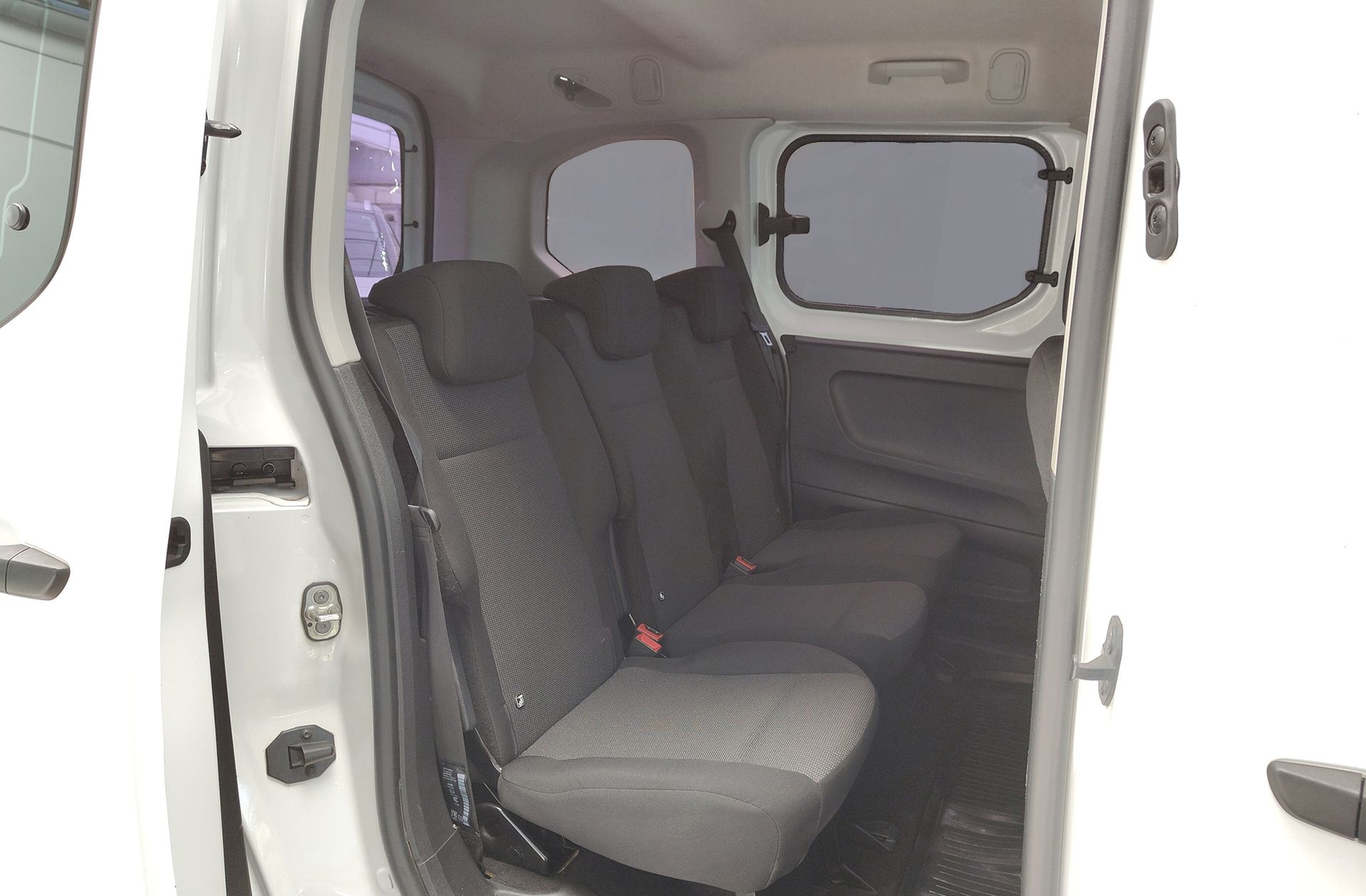Toyota Proace City 1.5D Family Active L1 - foto 16