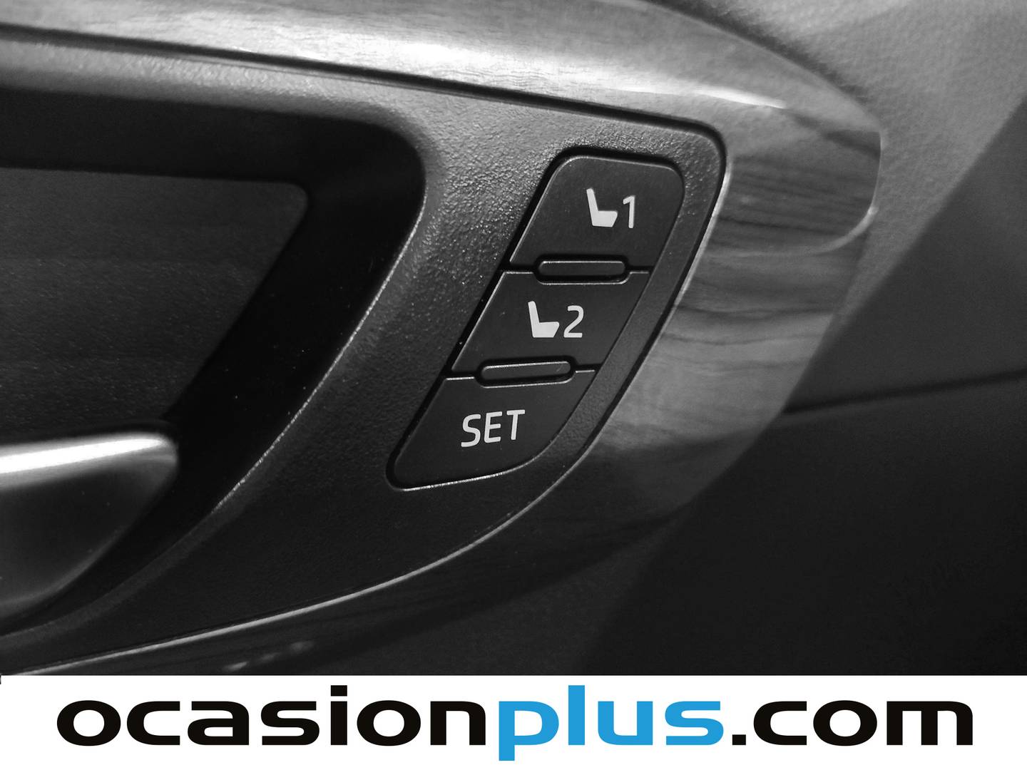 Paquetes del Toyota Highlander Toyota Highlander 2.5 Luxury P. Metalizada