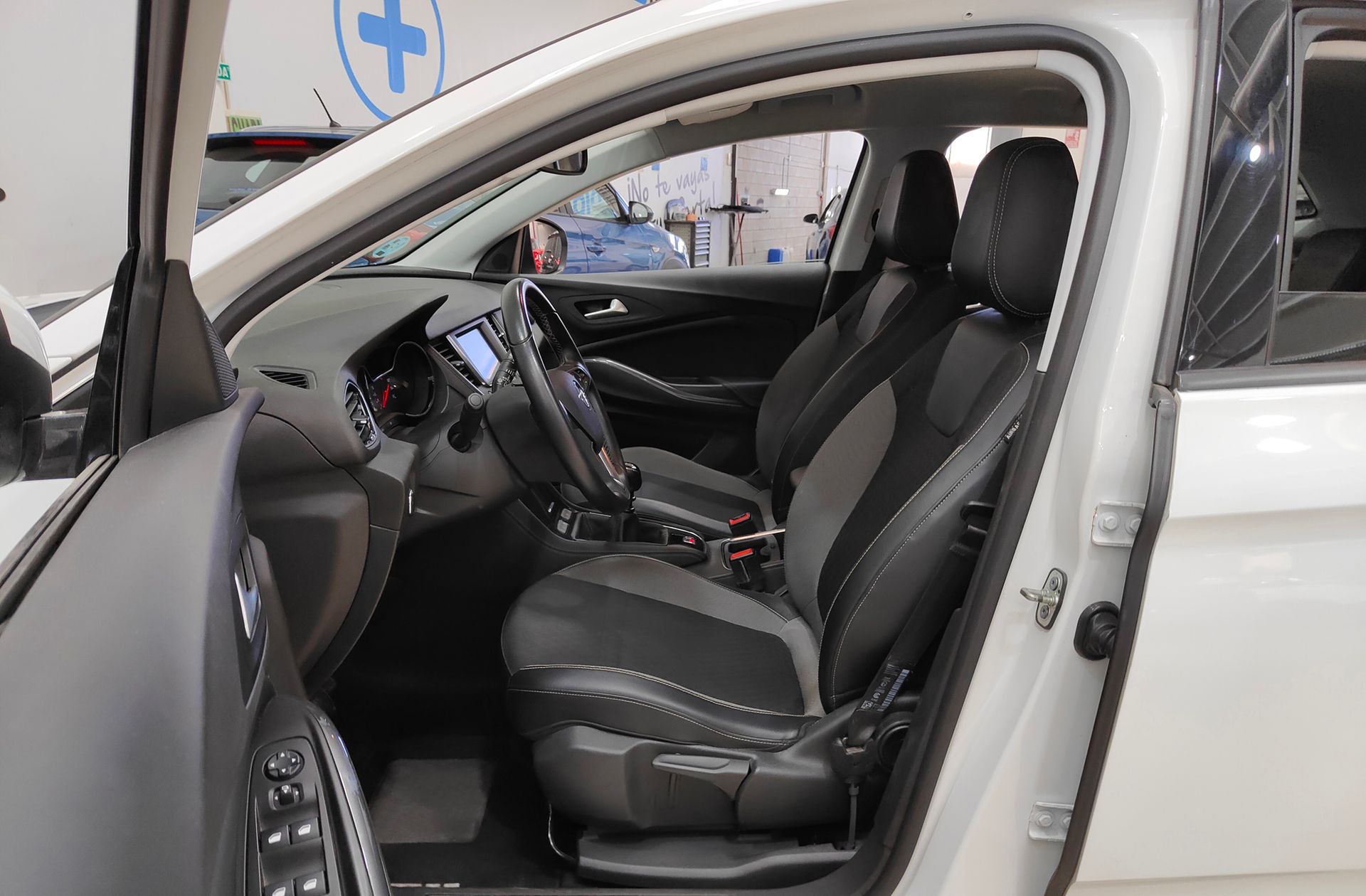 Opel Grandland 1.2 Turbo Excellence - foto 10