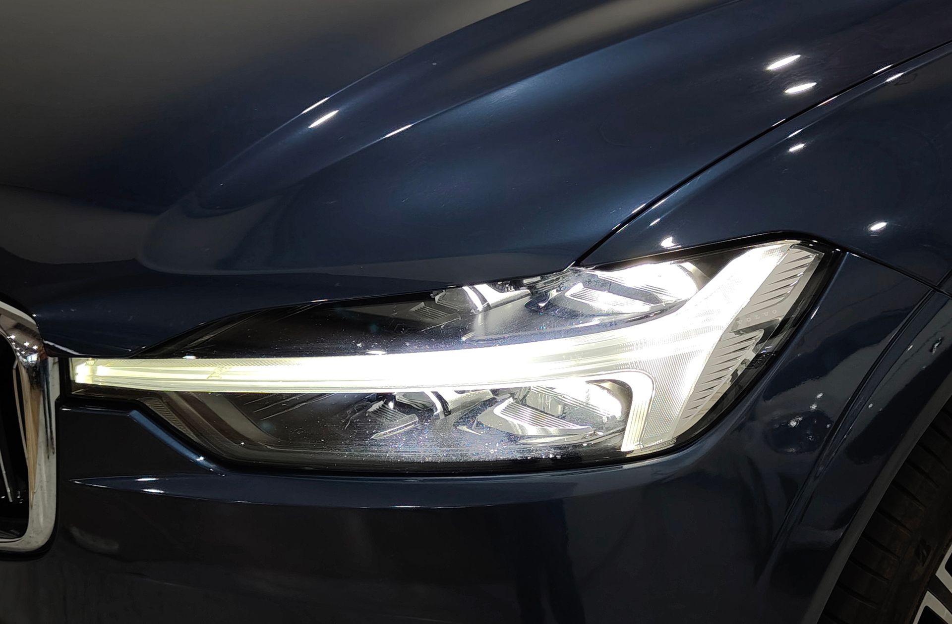 Volvo XC60 B4 D Inscription - foto 17