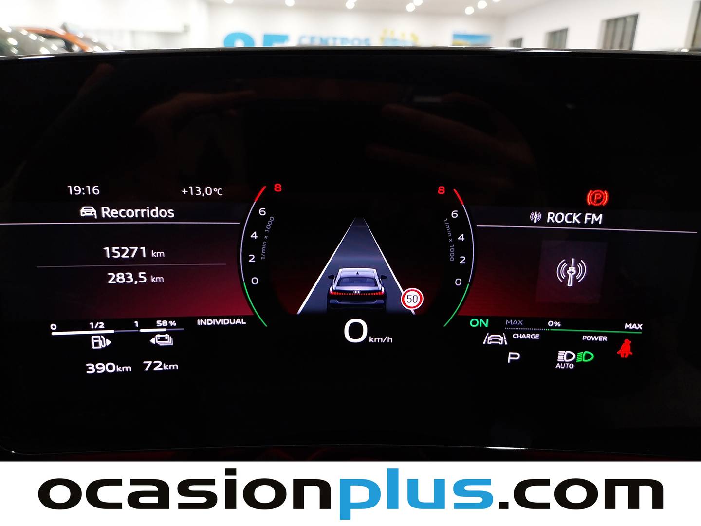 Foto Audi A5 Audi A5 e-hybrid S Line quattro (299 CV) S tronic