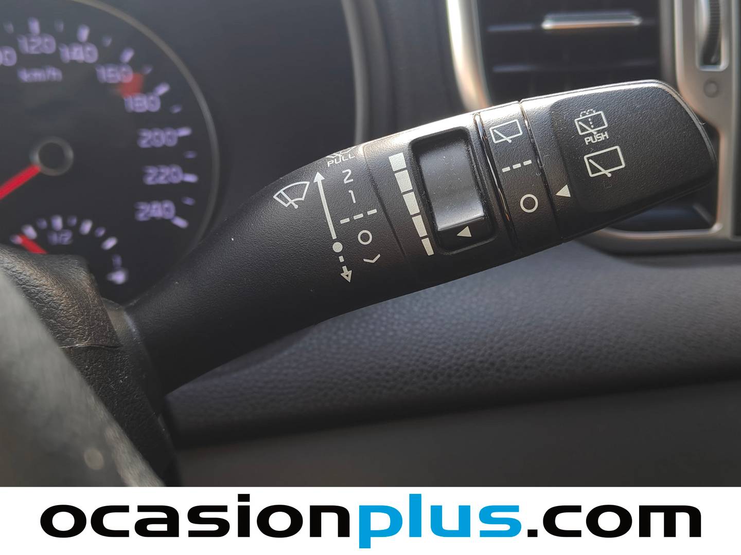 Equipamiento del KIA Sportage KIA Sportage 1.7 CRDi VGT Eco-Dynamics Concept 4x2 (115 CV)