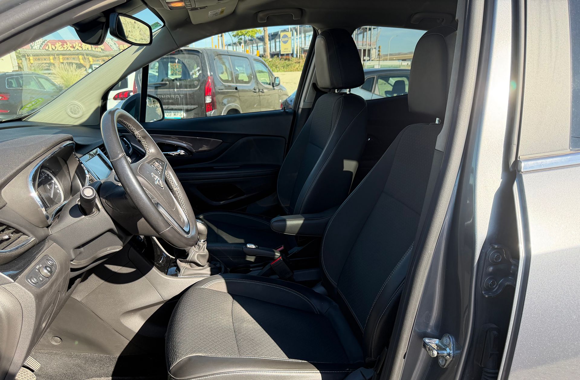 Opel Mokka 1.6 CDTi 4x2 Color Edition - foto 8