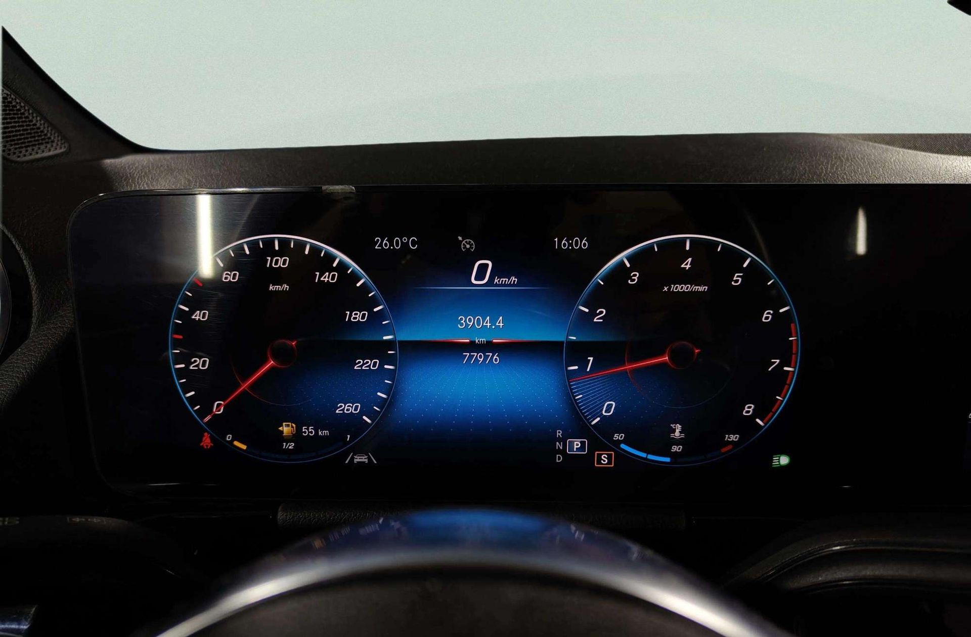 Mercedes-Benz GLA 200 - foto 24