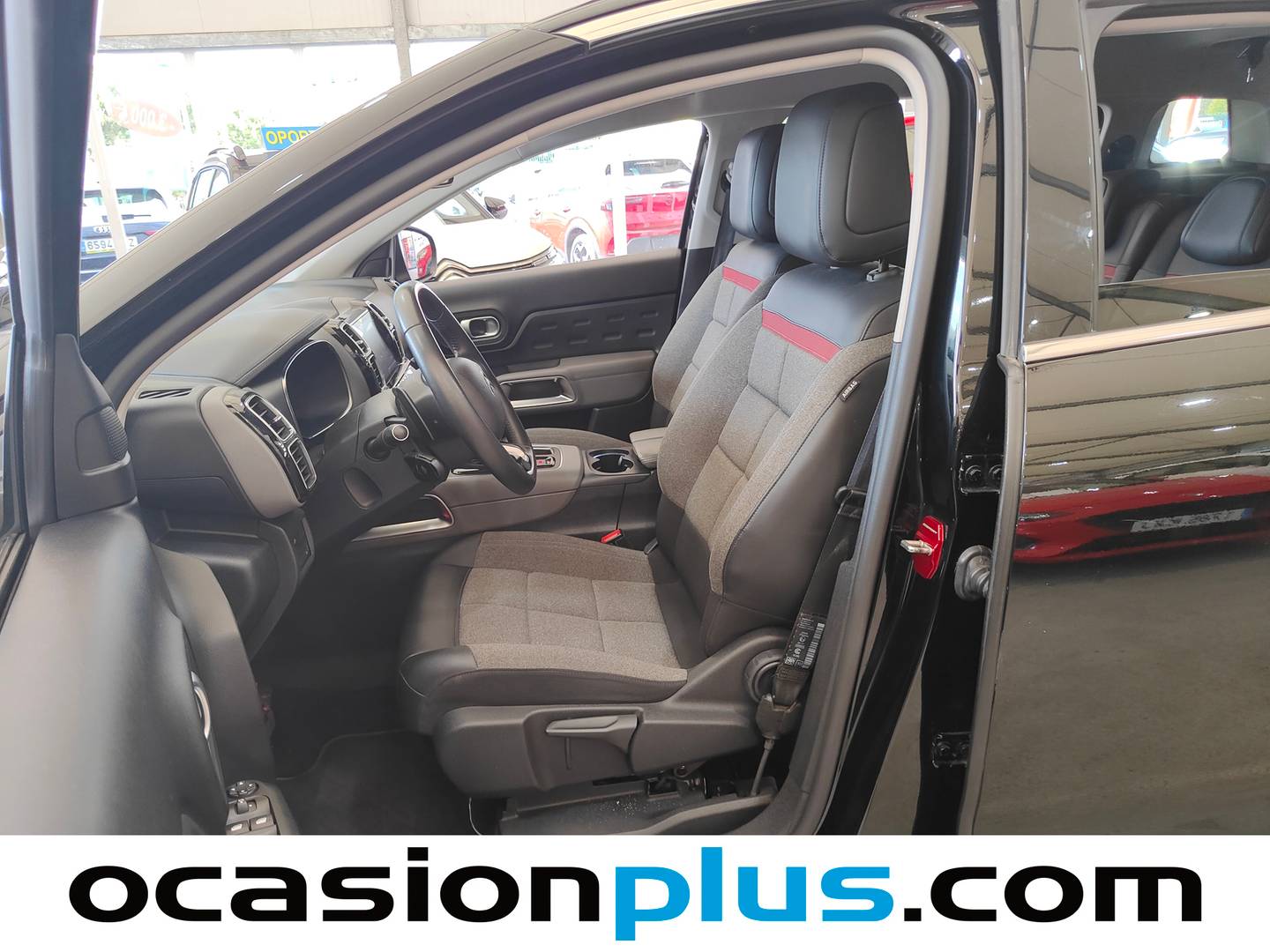 Foto Citroën C5 Aircross Citroen C5 Aircross BlueHdi 130 S&S C Series EAT8 (131 CV)