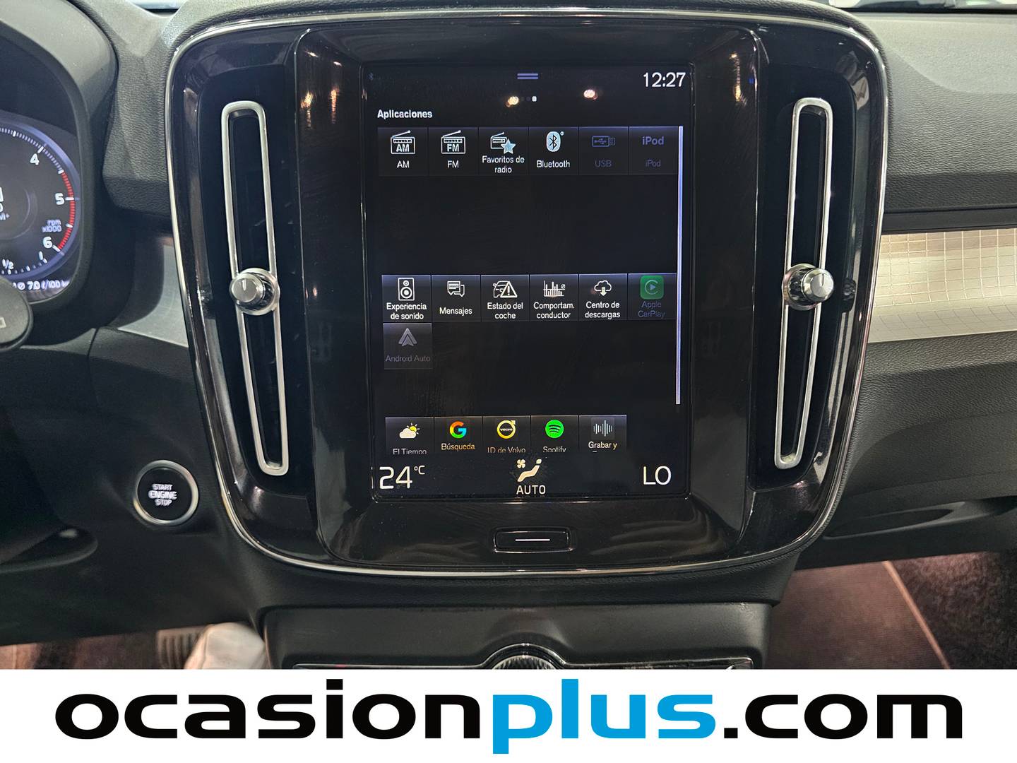 Equipamiento del Volvo XC40 Volvo XC40 D3 Momentum AWD Auto (150 CV)