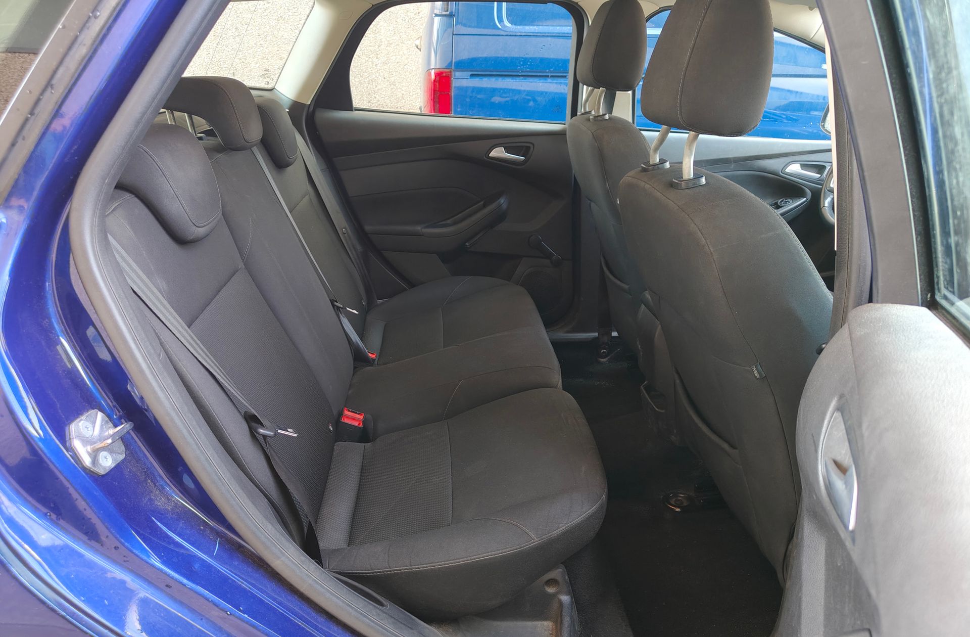Ford Focus SportBreak 1.0 EcoBoost Business - foto 14