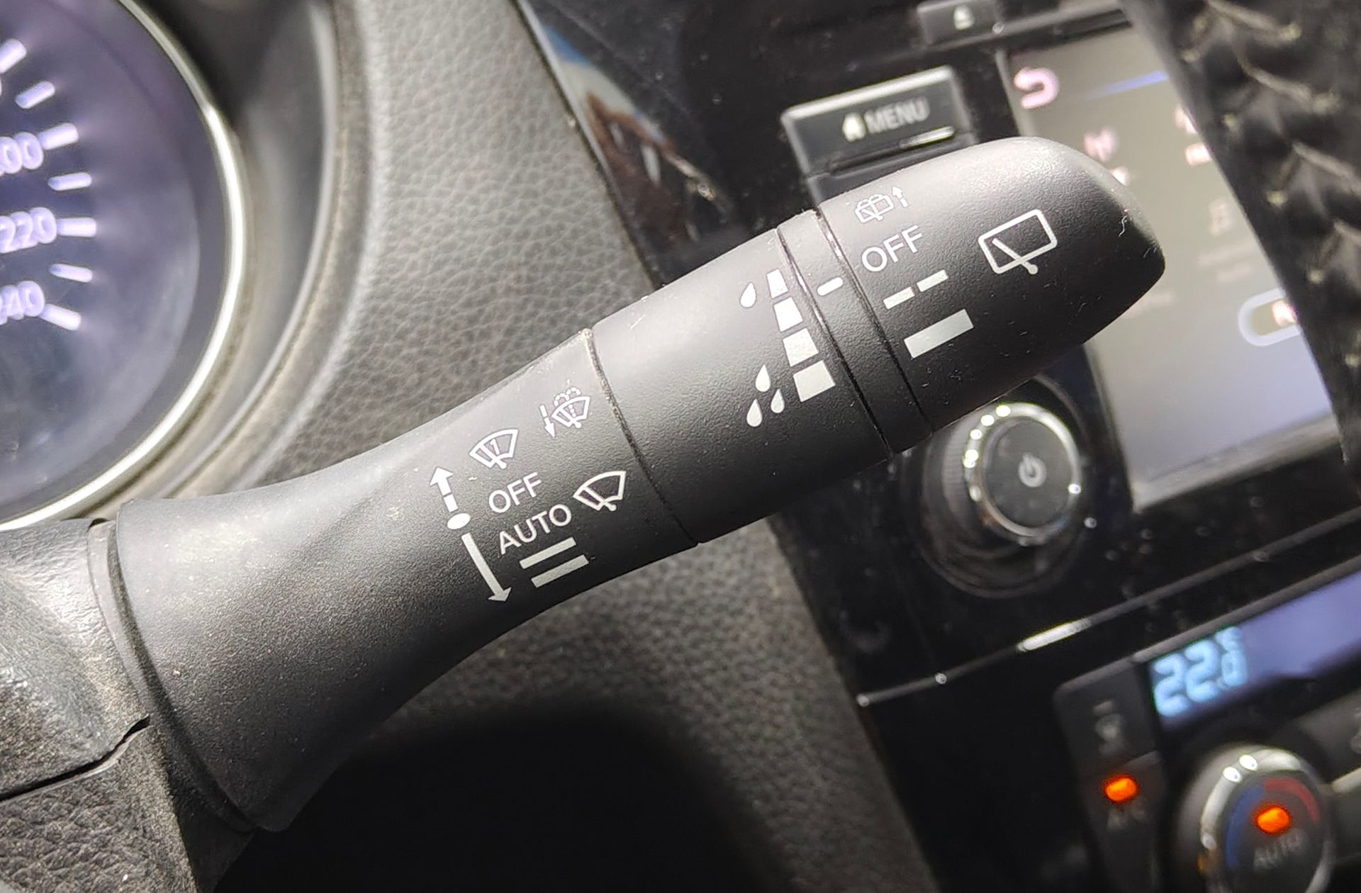 Nissan Qashqai DIG-T 140 N-Connecta - foto 28