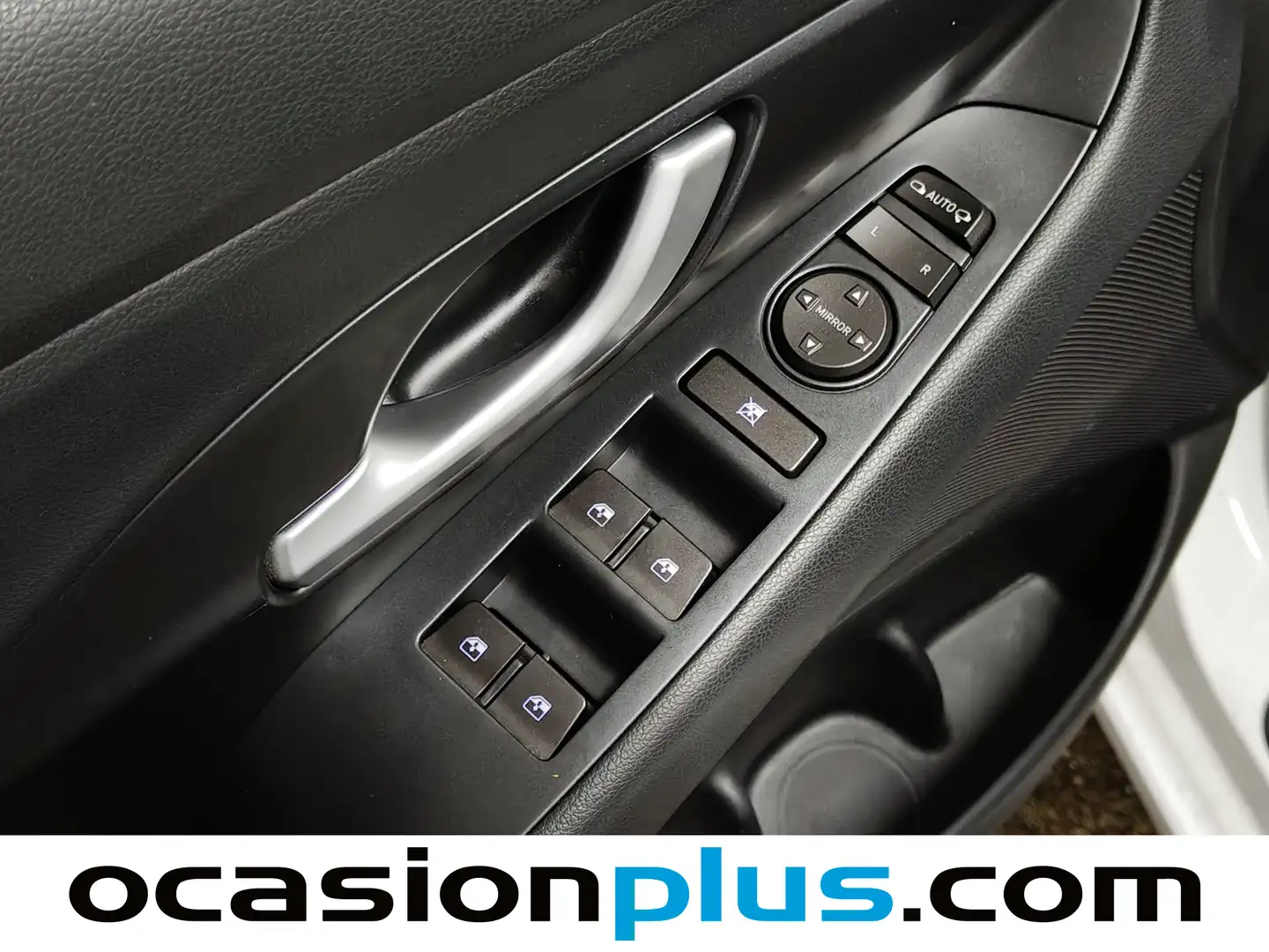 Foto Hyundai i30 Hyundai i30 Fastback 1.4 TGDI Style DCT (140 CV)