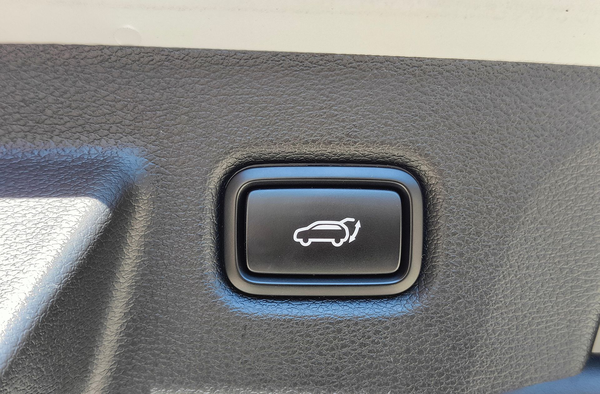 Kia XCeed 1.6 GDi PHEV eMotion - foto 21