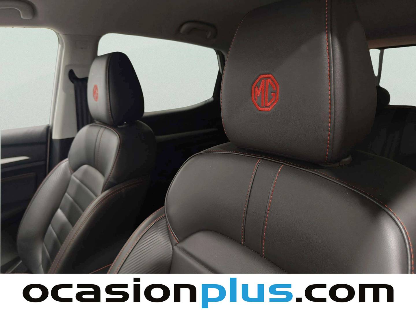Extras y acabados del MG ZS MG ZS 1.0T Luxury Auto (111 CV)