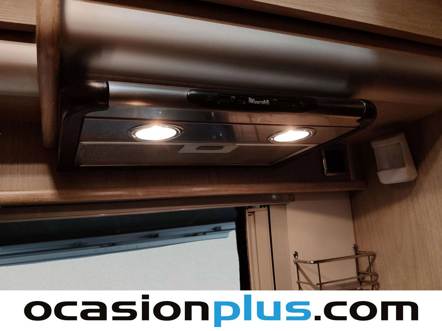 Fiat Ducato Fiat Ducato Furgon 30 2.3 Multijet Batalla Corta Techo Alto (130 CV) Camperizada 130cv
