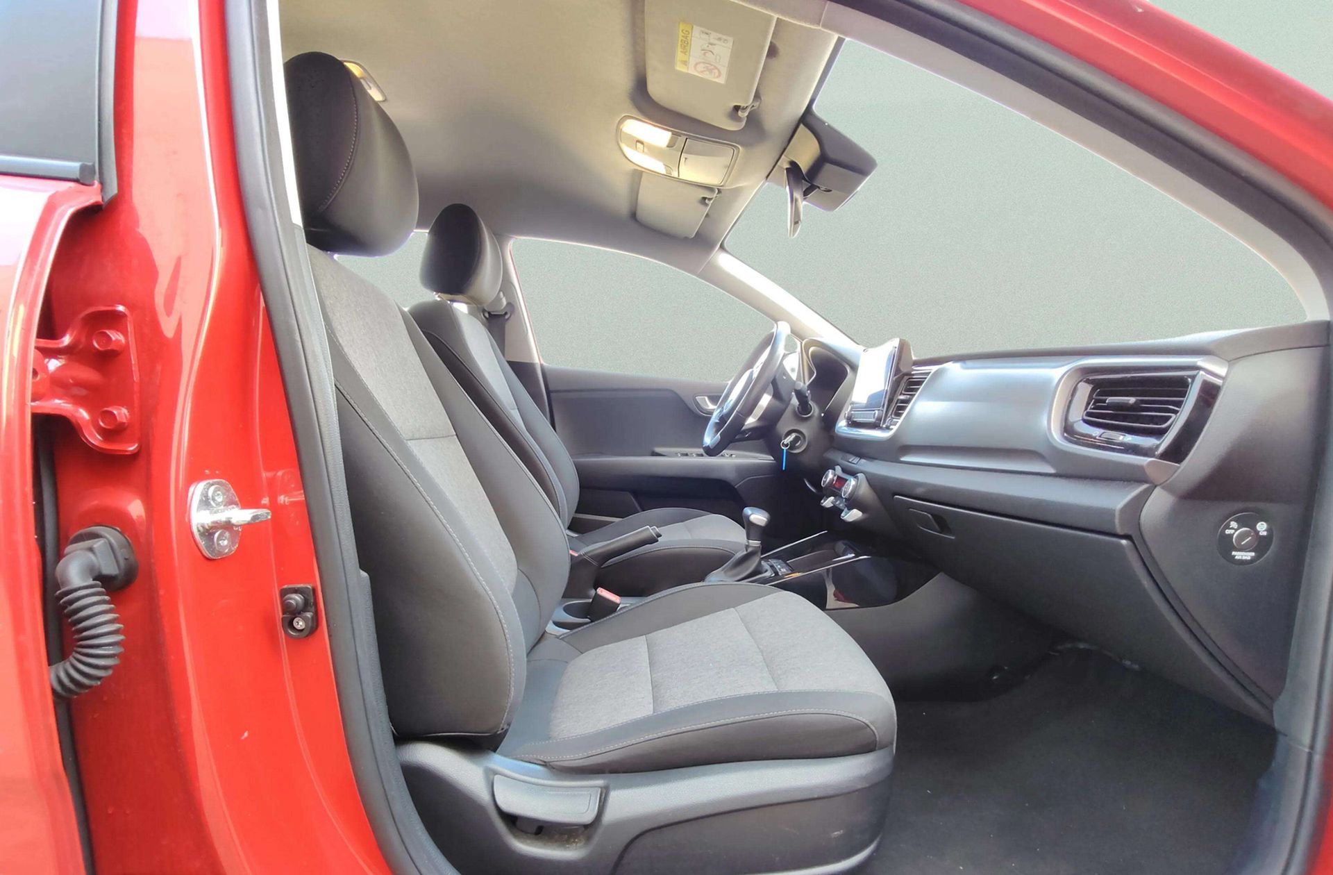 Kia Stonic 1.0 T-GDi Drive - foto 17