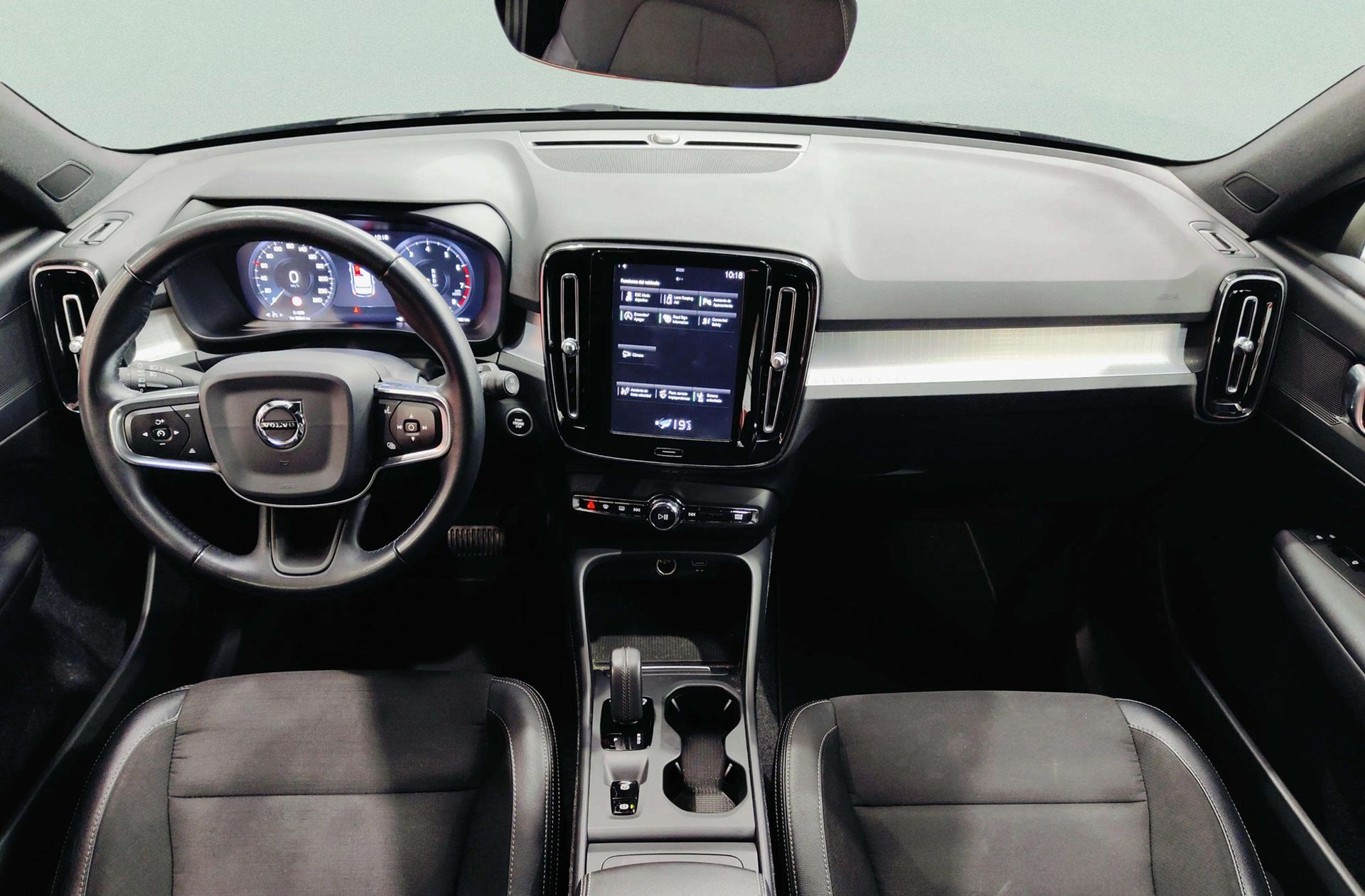 Volvo XC40 T4 Business Plus - foto 6