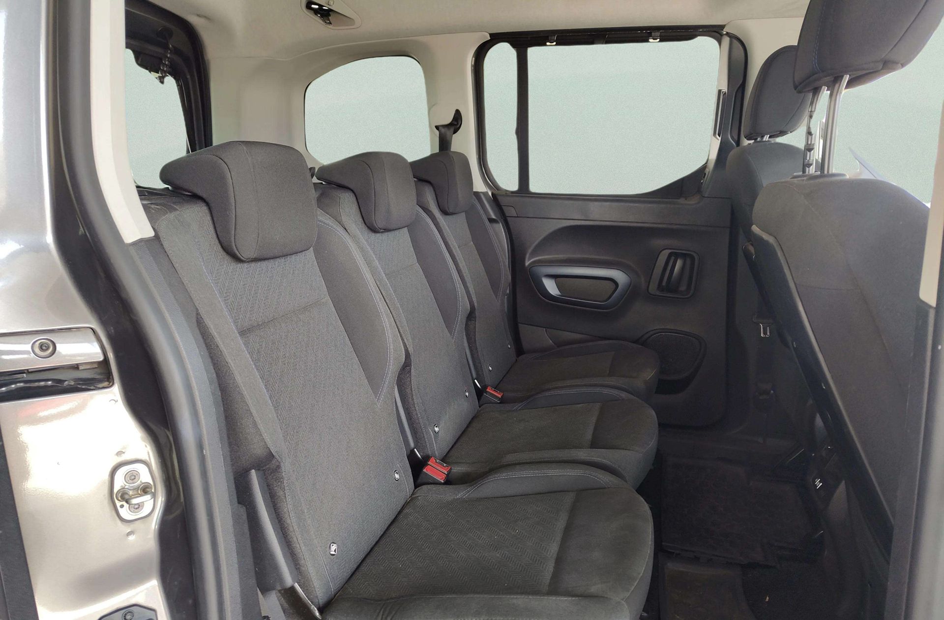 Peugeot Rifter PureTech 110 Allure Standard - foto 15