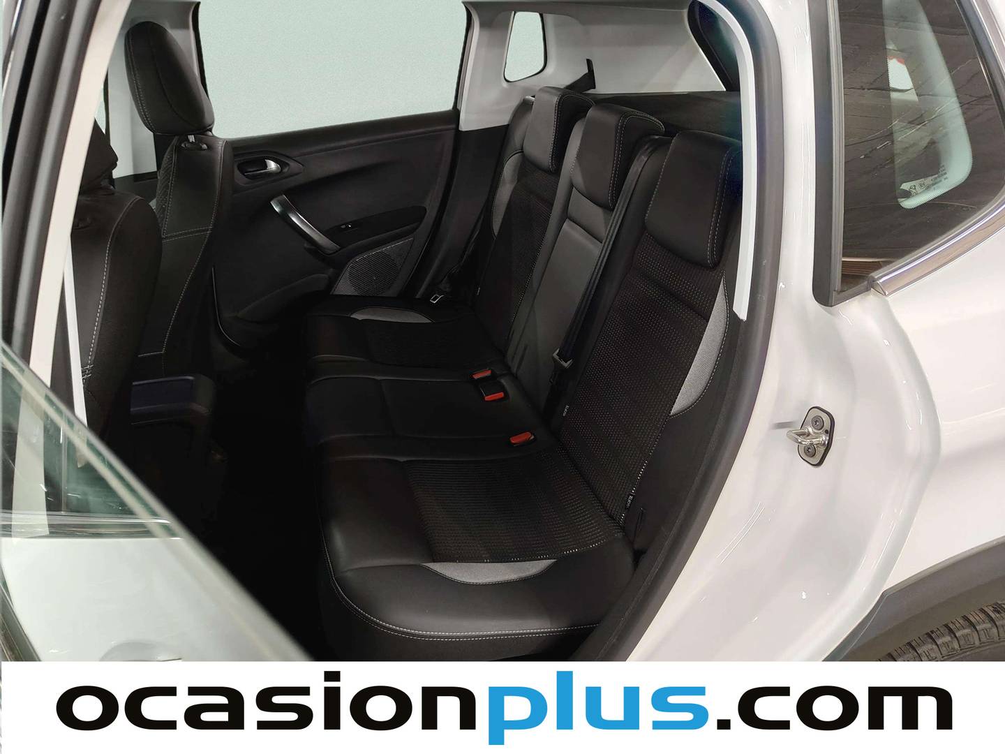 Foto asientos traseros Peugeot 2008 Peugeot 2008 PureTech 110 S&S Allure (110 CV)