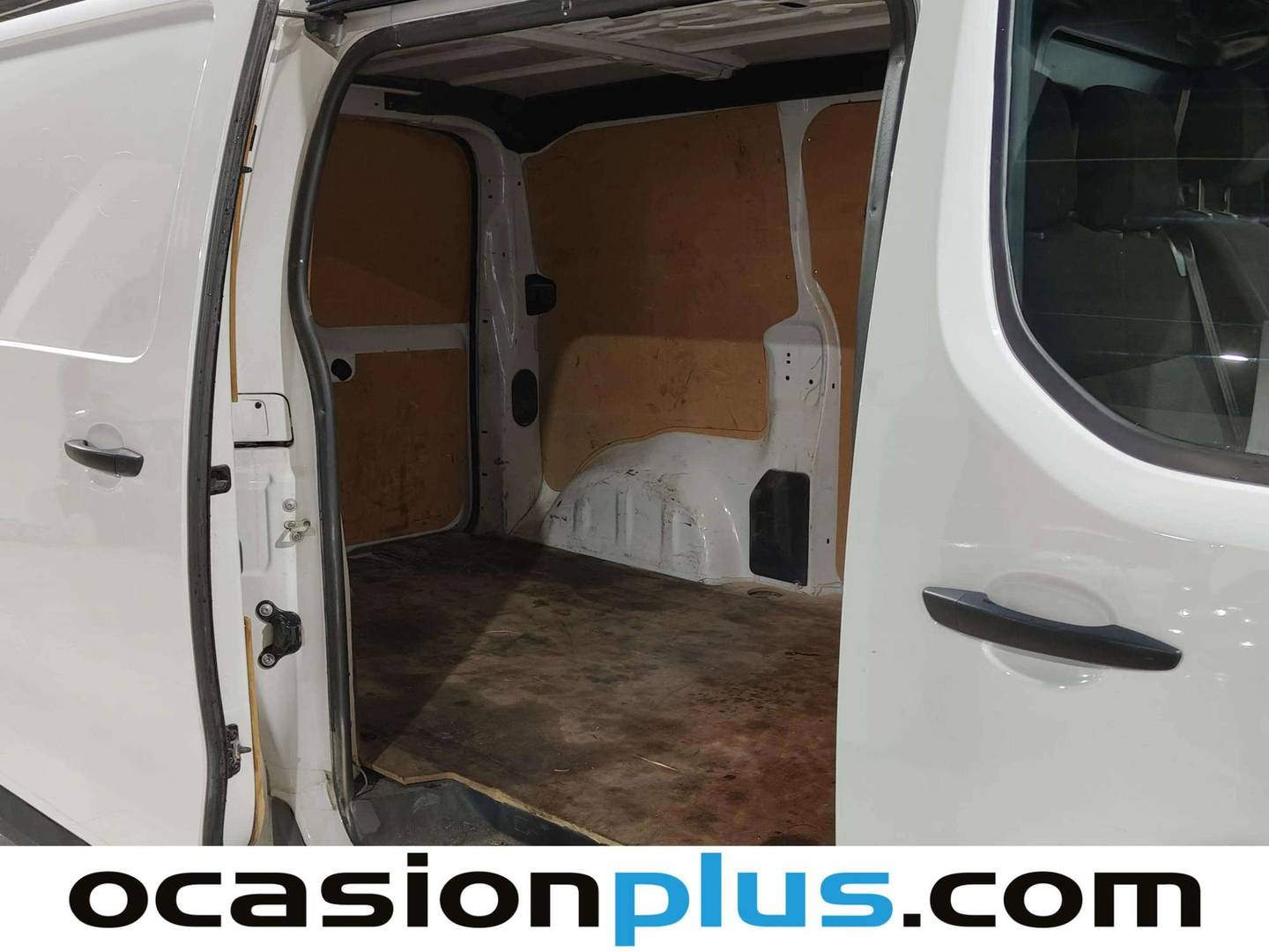 Foto asientos traseros Citroën Jumpy Citroën Jumpy Furgon BlueHDI 120 S&S Talla M (120 CV)