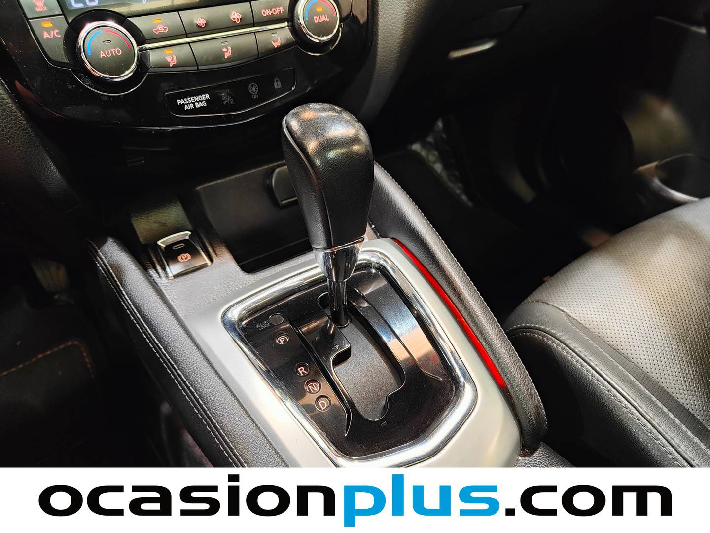 Nissan QASHQAI Nissan Qashqai dCi 130 Tekna Piel 4x2 XTronic (130 CV) de segunda mano