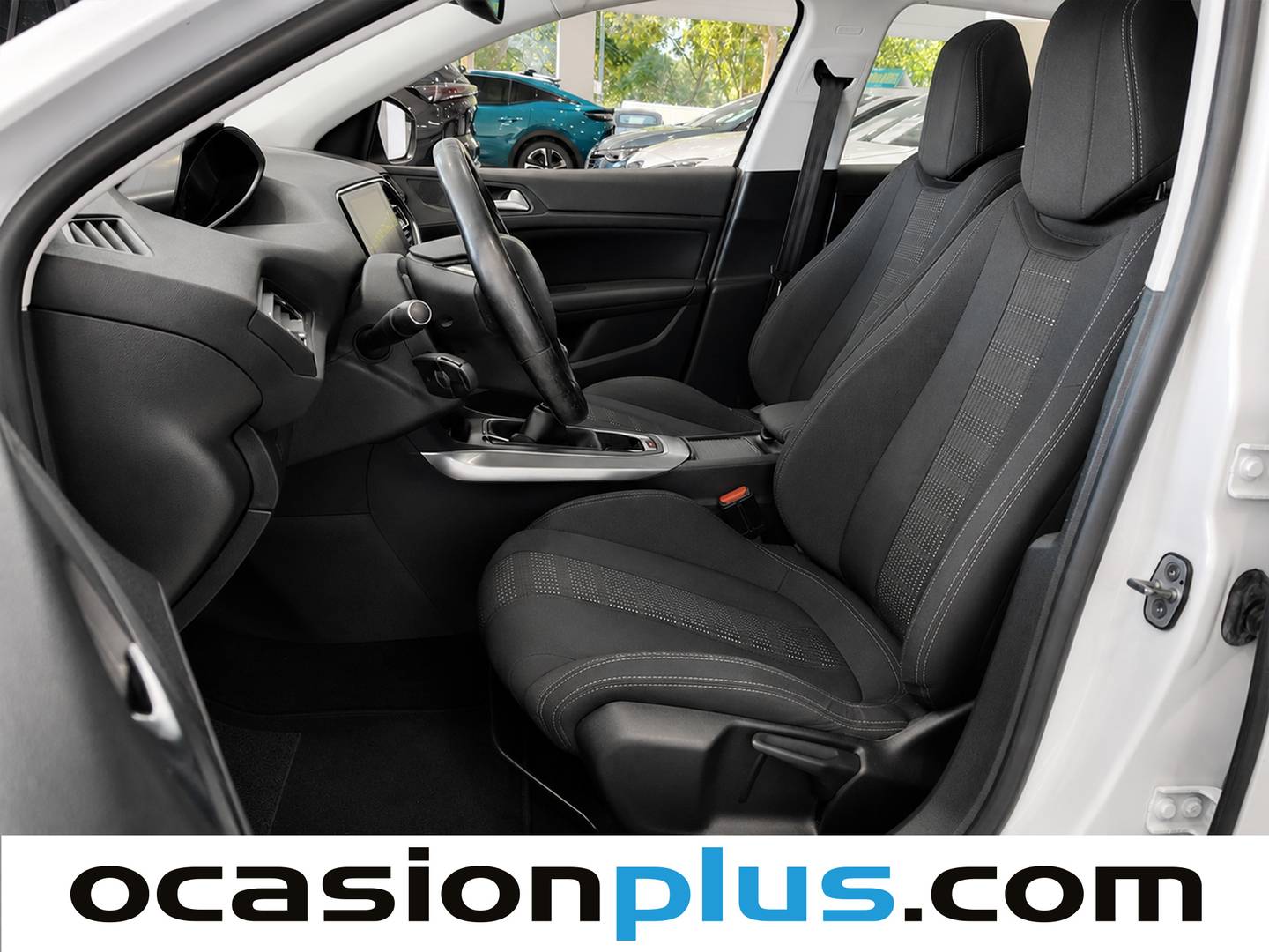 Foto asientos delanteros Peugeot 308 Peugeot 308 PureTech 130 S&S Allure (130 CV)