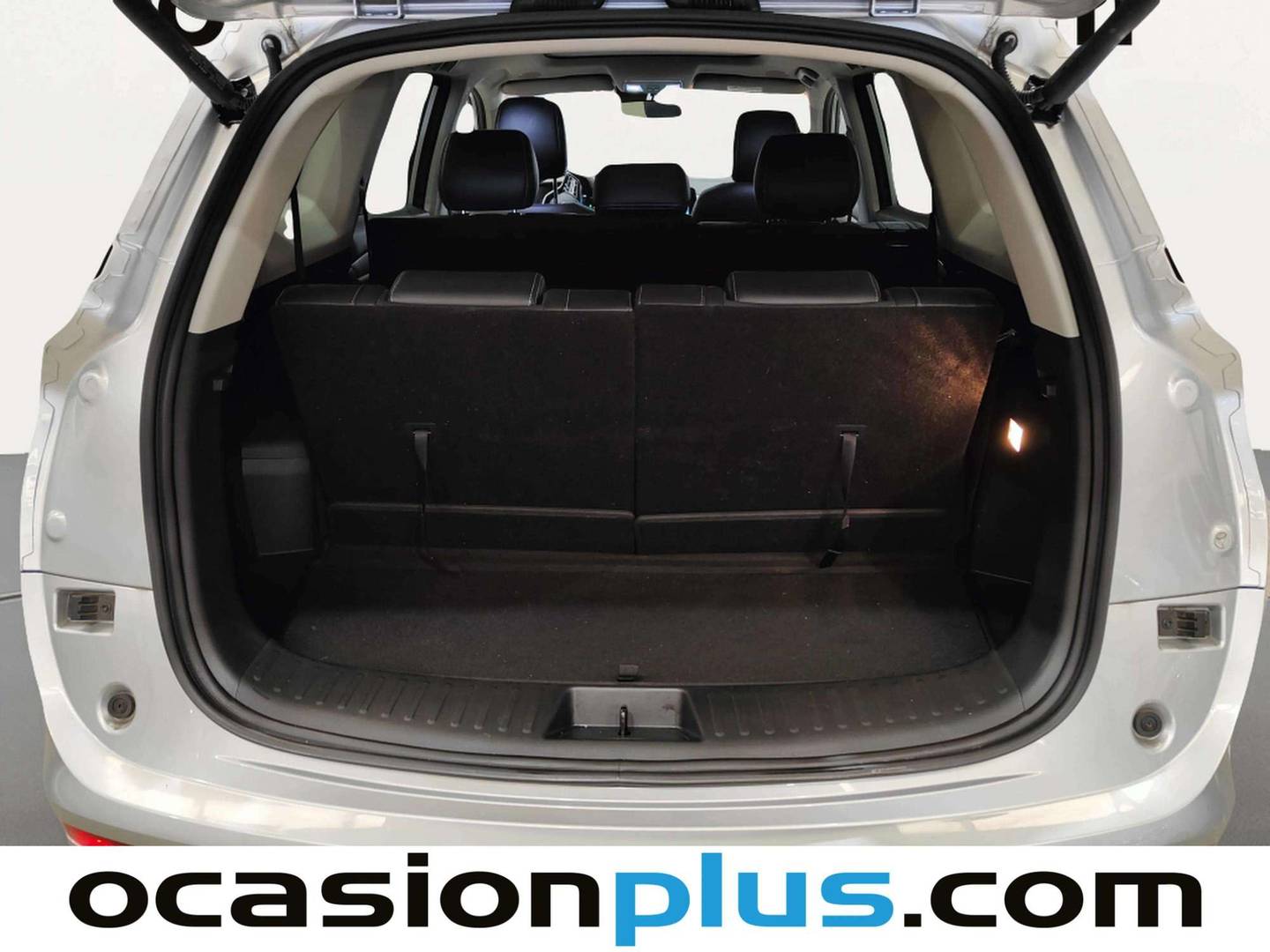 Foto DFSK E5 DFSK E5 1.5 PHEV Intelligent (217 CV) 7 Plazas siete plazas