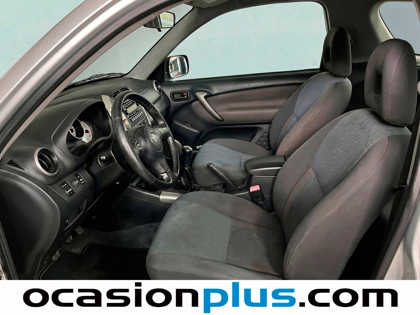 Foto asientos delanteros Toyota Rav4 Toyota Rav4 1.8 VVT-i Luna 4X2 (125 CV)