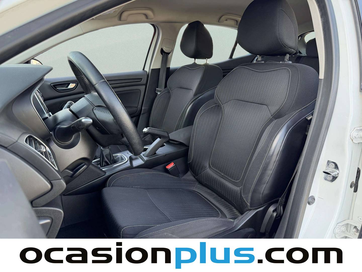 Foto asientos delanteros Renault Mégane Renault Megane Intens Energy TCe (100 CV)