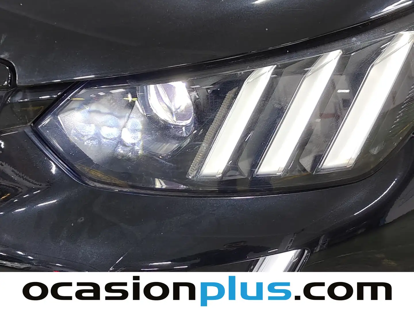 Foto Peugeot 2008 Peugeot 2008 PureTech 130 S&S GT (130 CV)