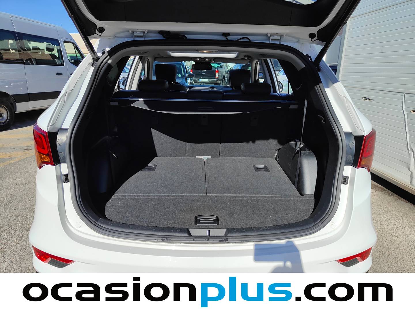 Fotos maletero Hyundai Santa Fe Hyundai Grand Santa Fe 2.2 CRDI Style Safe Auto 4x4 7 Plazas (200 CV)
