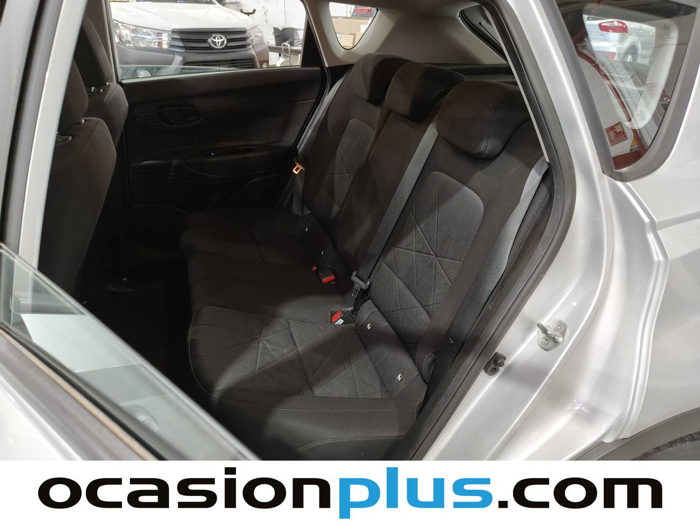 Foto asientos traseros Hyundai Bayon Hyundai Bayon 1.2 MPI Maxx (84 CV)