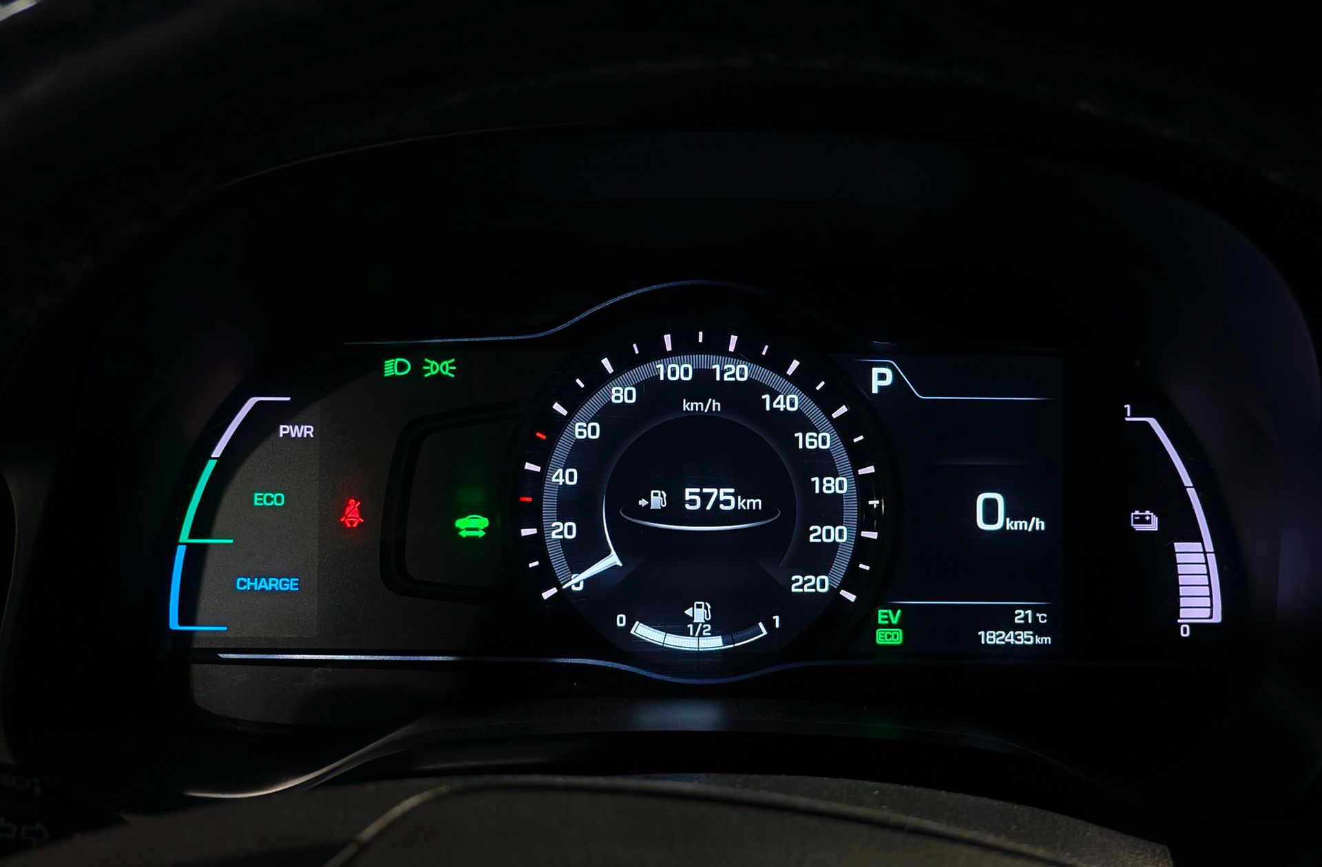 Hyundai Ioniq 1.6 GDI HEV Style DCT - foto 31