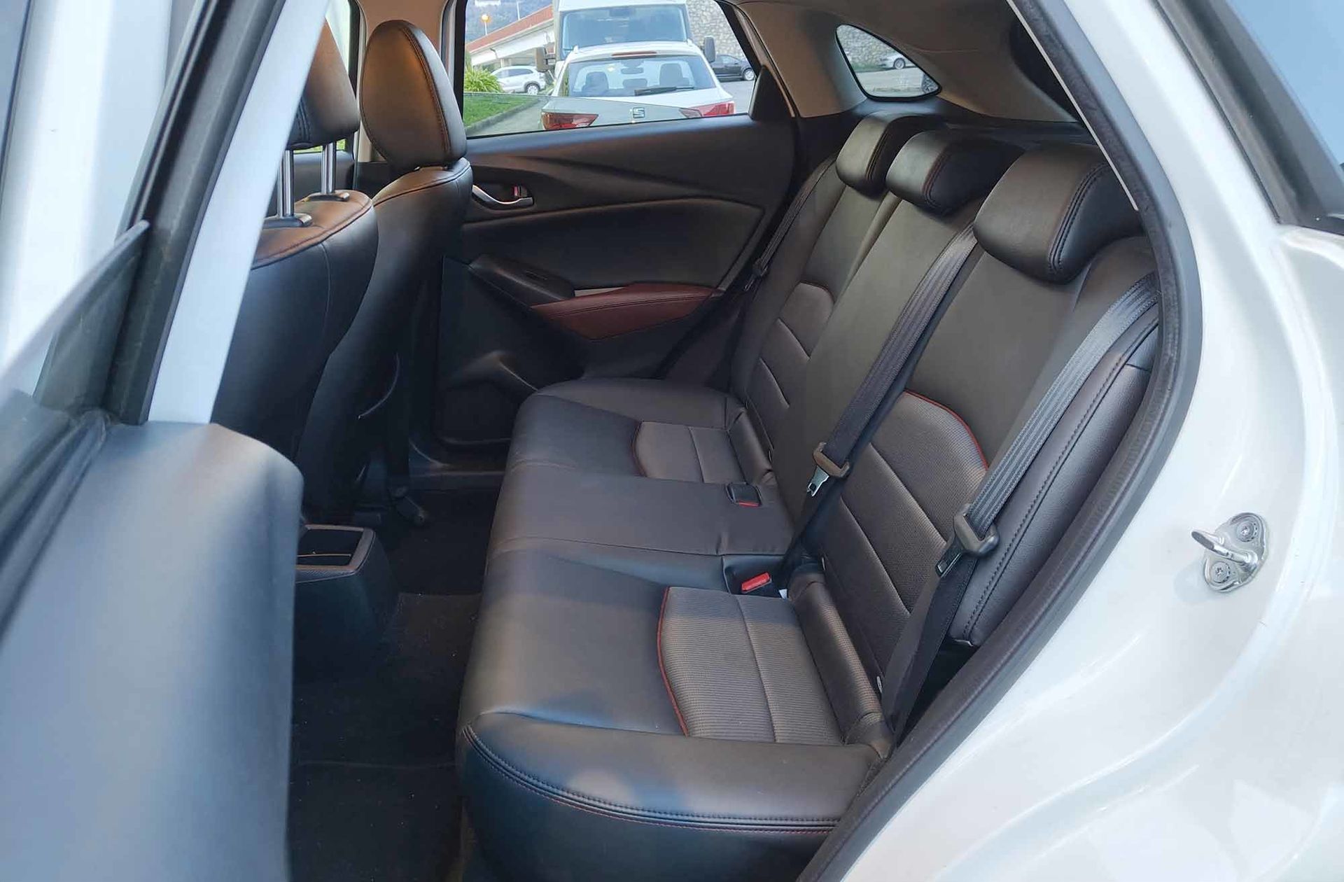 Mazda CX-3 1.5 DE Skyactiv Luxury 4WD - foto 8