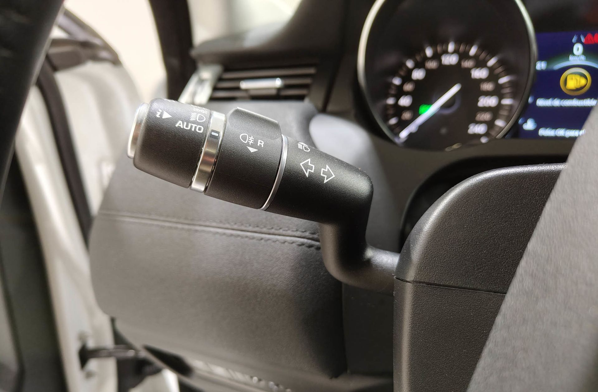 Land Rover Range Rover Evoque 2.0L eD4 Pure 4x2 - foto 25