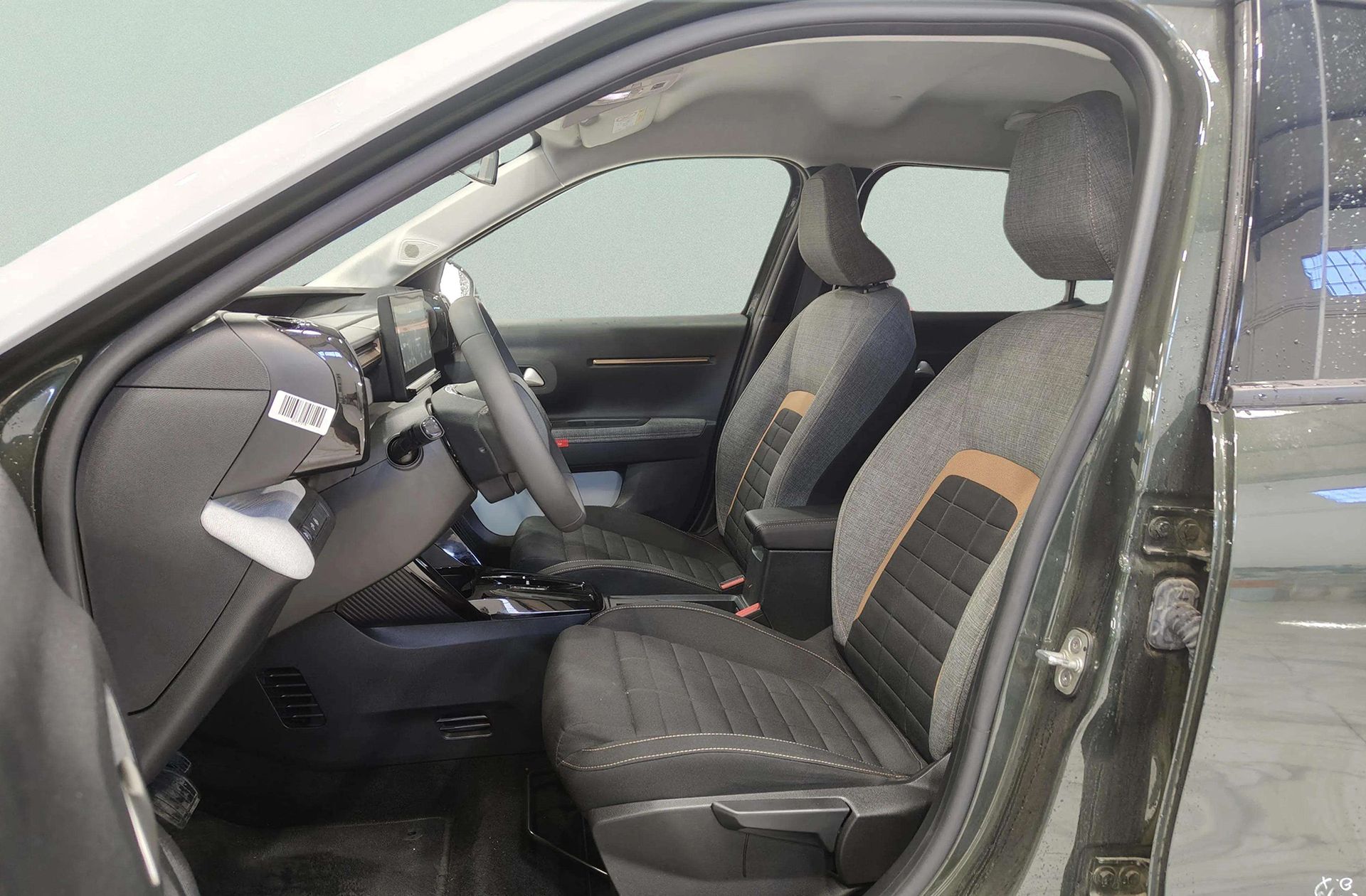 Citroën C3 Aircross Hybrid 145 Plus e-DCS6 - foto 10